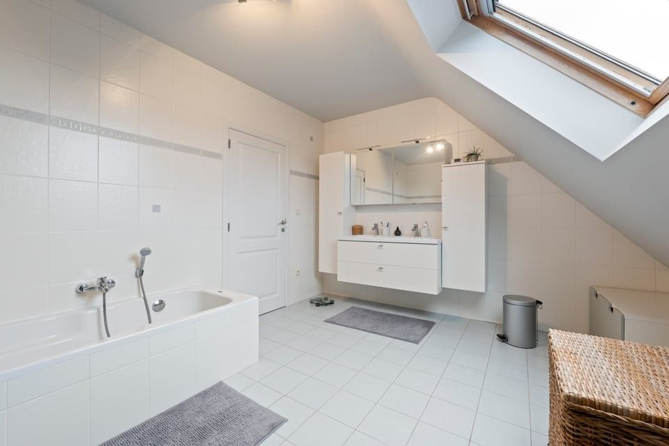 PRACHTIGE PASTORIJWONING MET DUBBELE GARAGE IN SINT-TRUIDEN foto 38