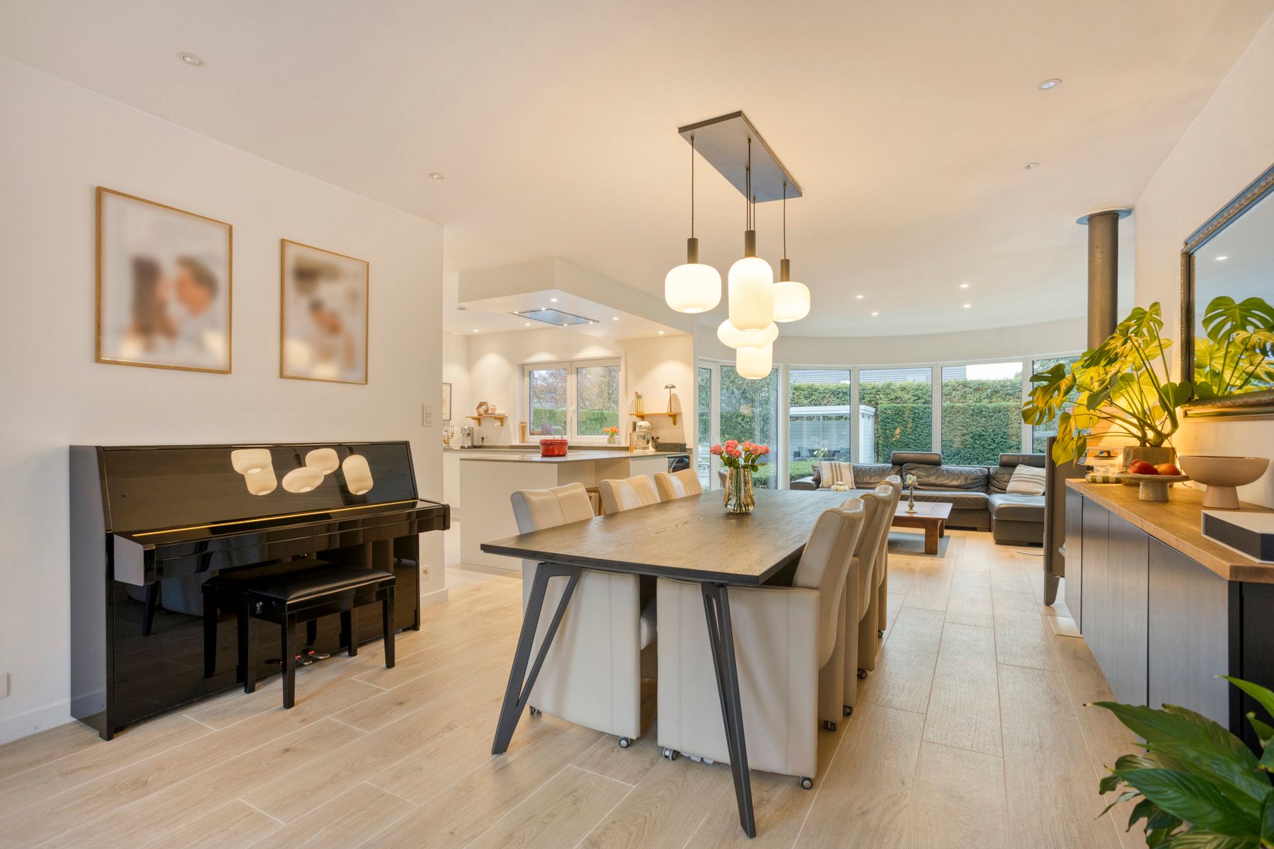 Modern gerenoveerde energiezuinige villa & verwarmd zwembad foto 8