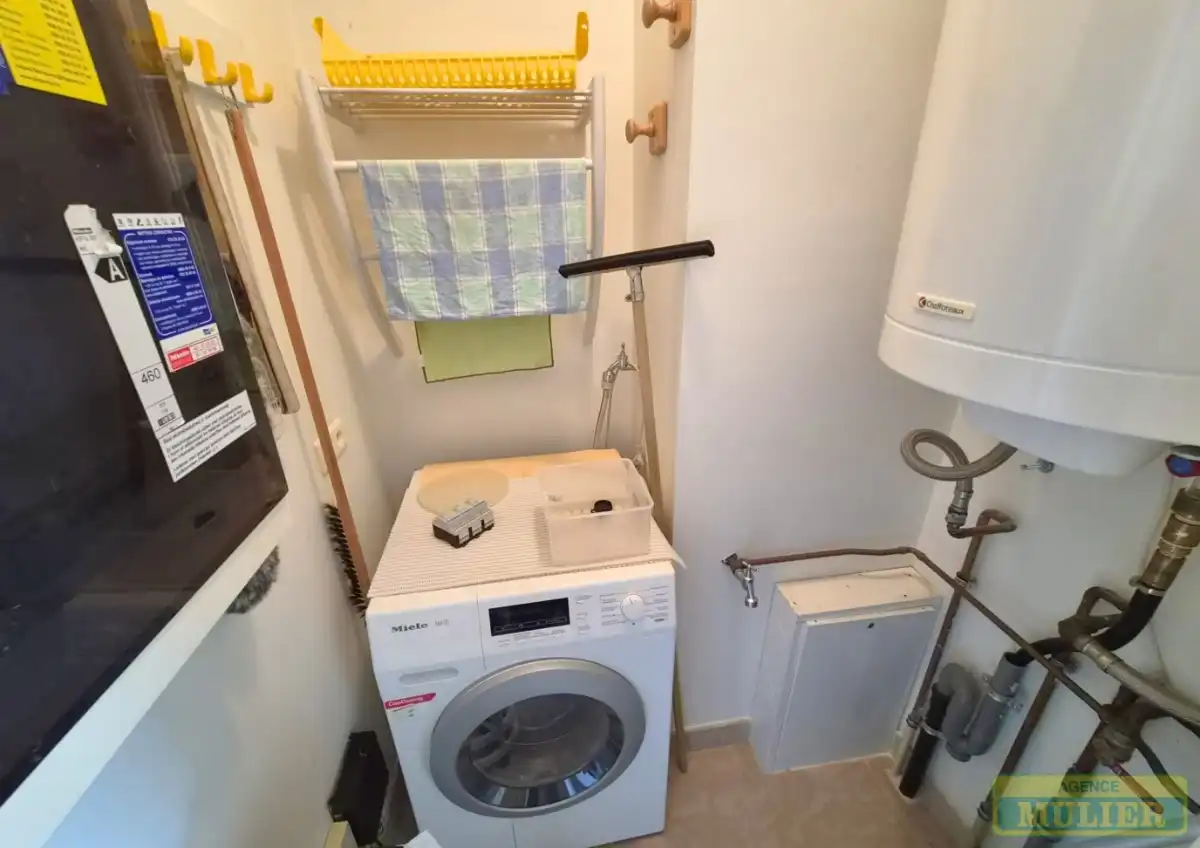 APPARTEMENT AAN ZONNEKANT MET ZICHT OP HET CALMEYNBOS TE KOOP IN DE PANNE foto 16