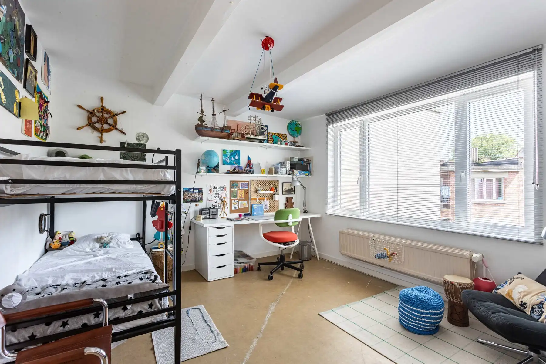 Woning met zuidgerichte tuin en garage in Laken foto 24