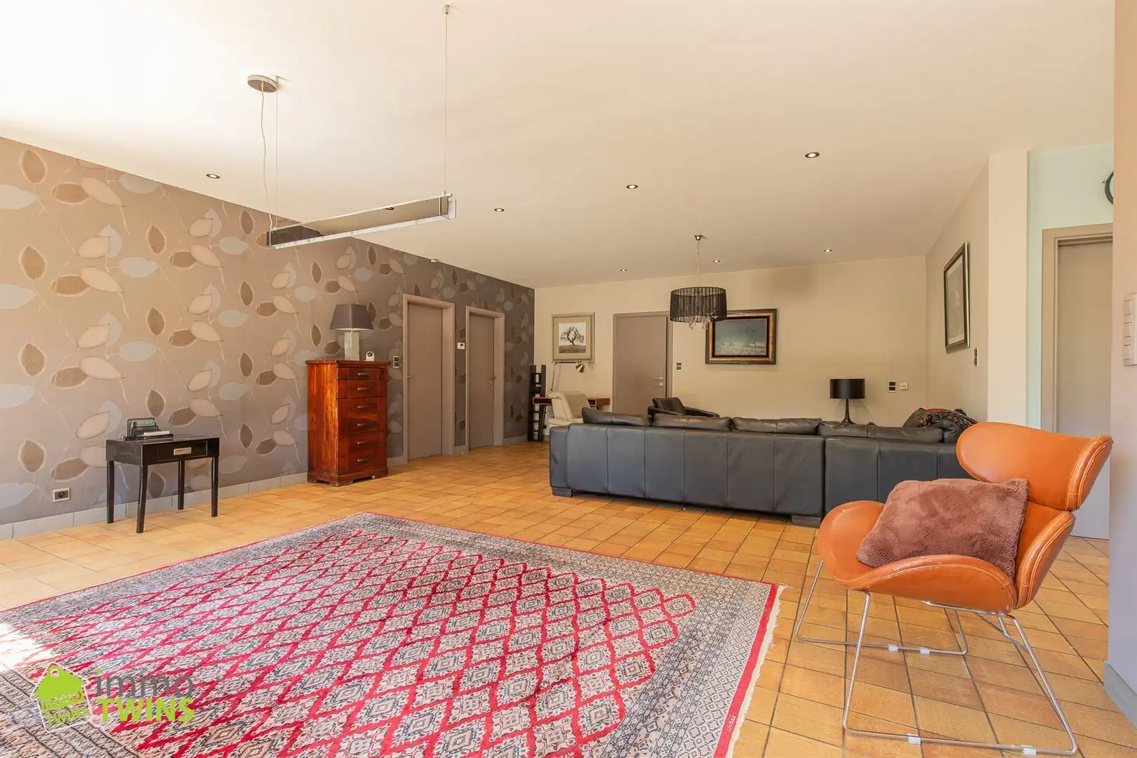 Uitzonderlijk ruime en veelzijdige praktijkwoning / cohousing met tal van mogelijkheden foto 5