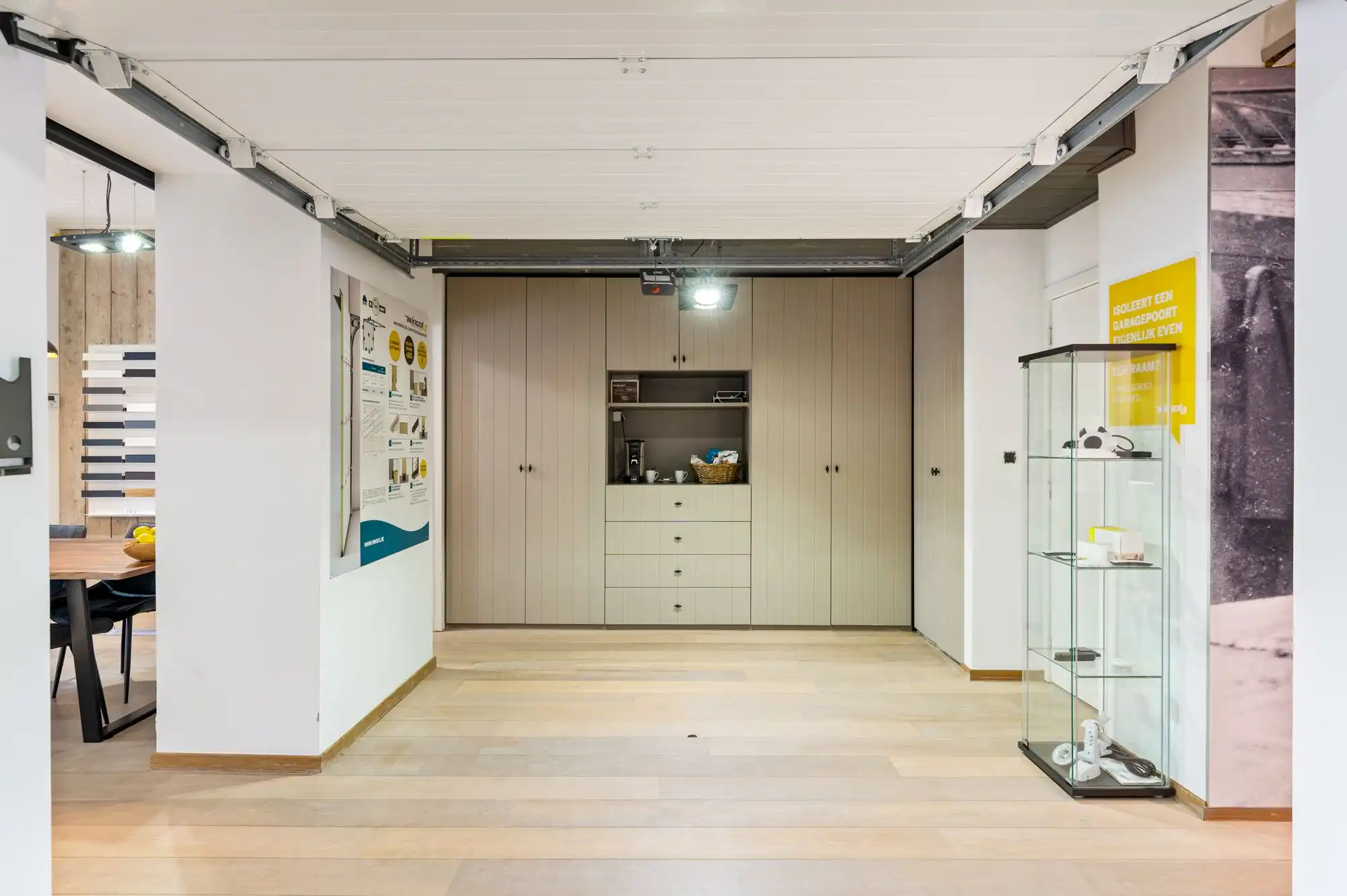 Handelsruimte (ca. 168m²) mét magazijn (ca. 200m²)! foto 8