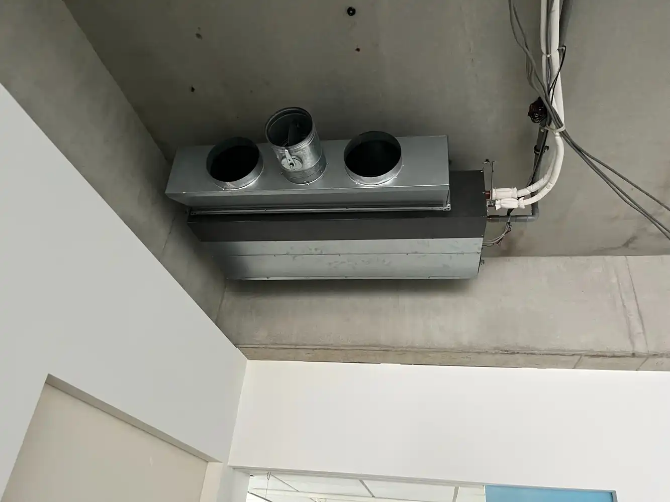 578m² Kantoren/showroom foto 19