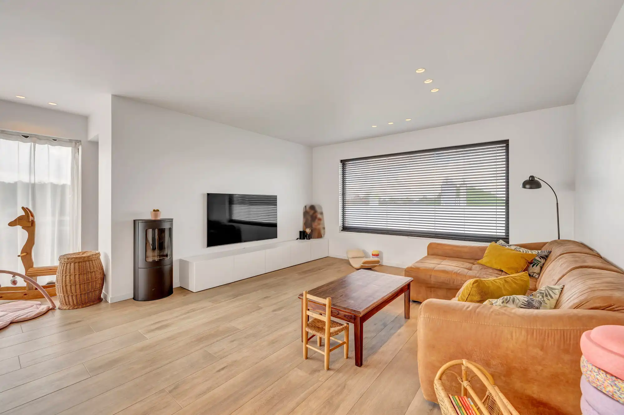 Energiezuinige alleenstaande woning met weide op 19a 37ca foto 8