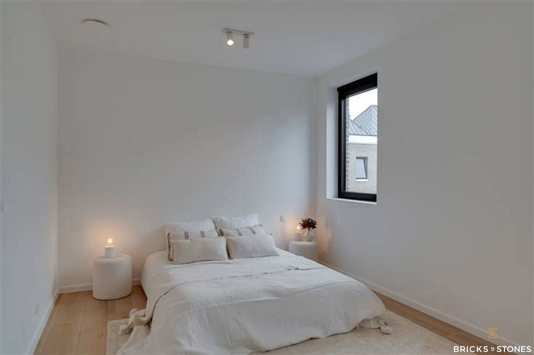 Nieuwbouwwoning met 4 slaapkamers en zonnige tuin foto 6