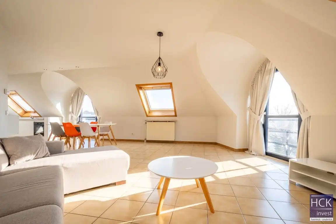 KRUISHOUTEM - Lichtrijk appartement met 2 SLPK. op topligging foto 3