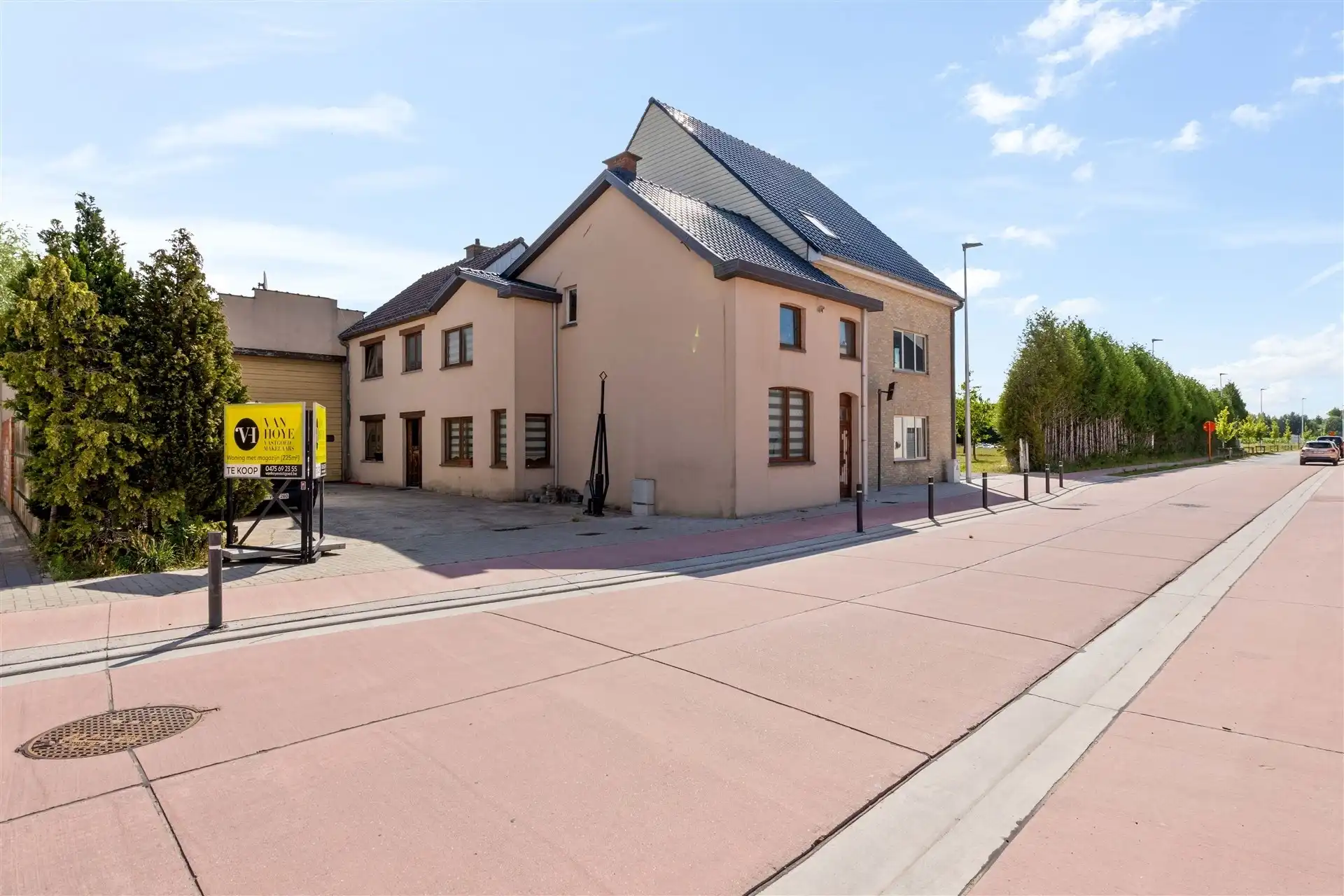 Halfopen bebouwing met magazijn (225m²) foto 24