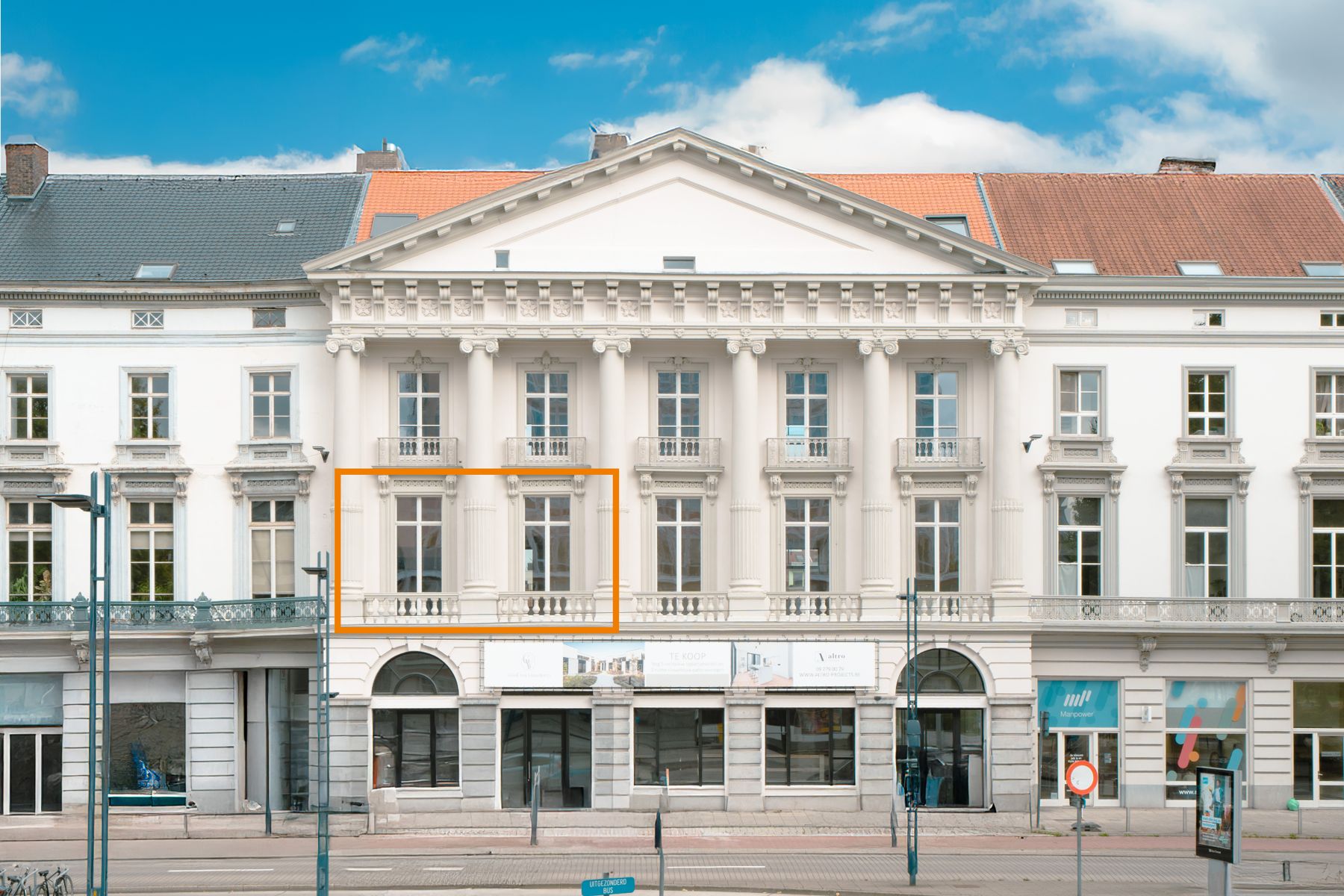 Graaf van Vlaanderen – Exclusief wonen in het hart van Gent. foto {{pictureIndex}}