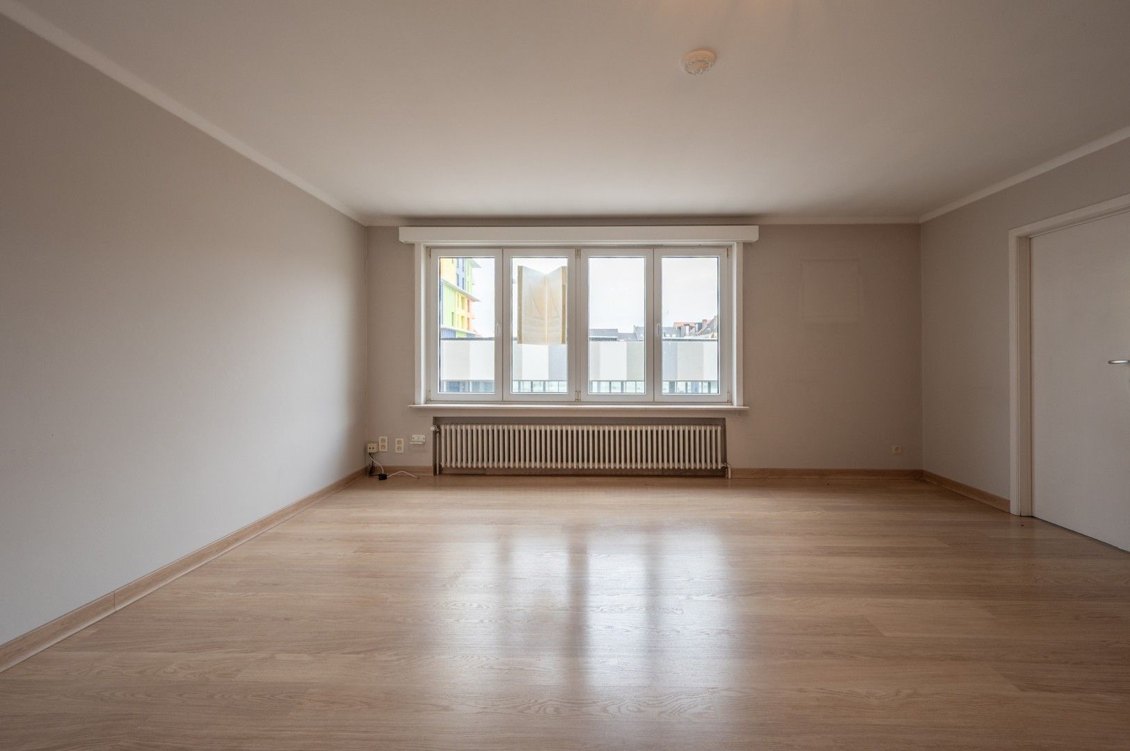 Verzorgd appartement gelegen aan de mark in Heist foto 3