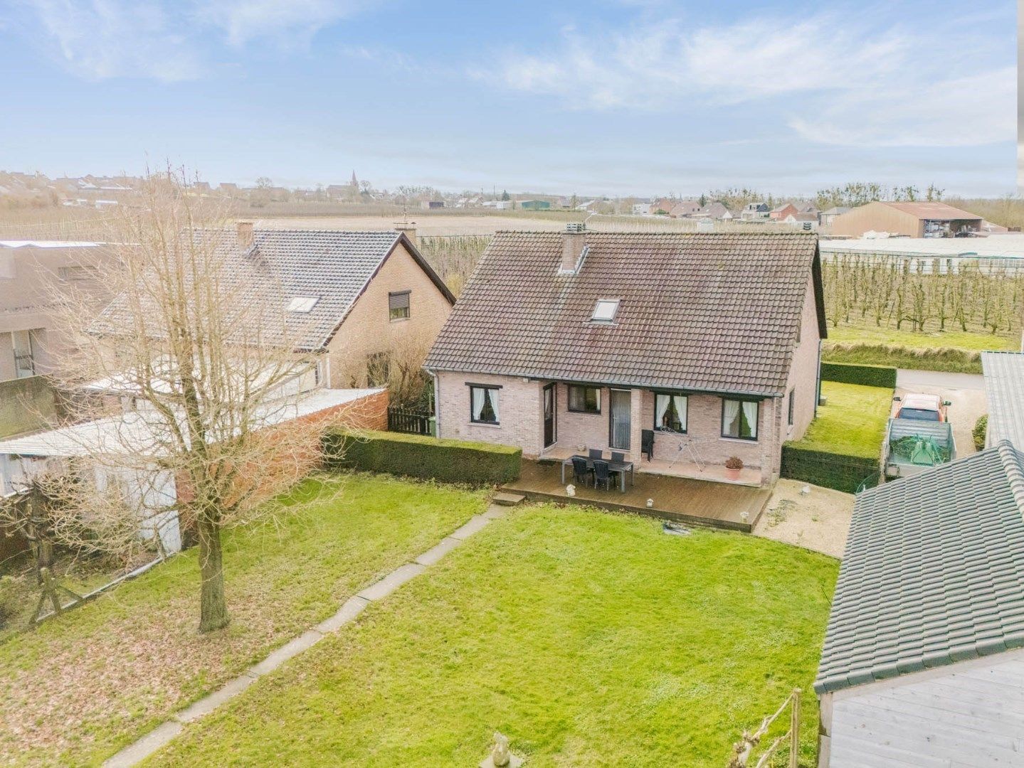 Rustig gelegen vrijstaande woning op 13a00 in het mooie landerlijke Kerniel foto 30