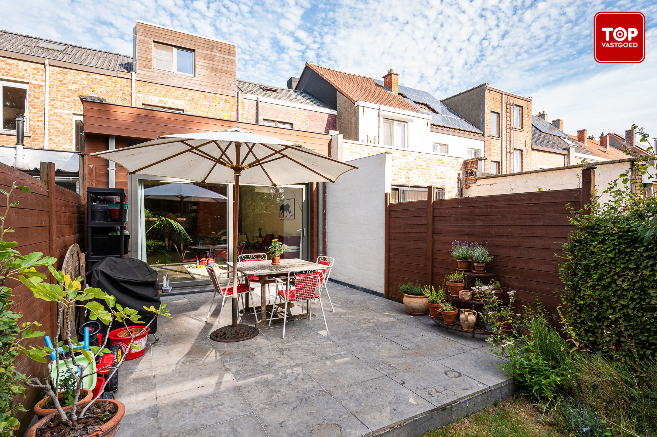 Instapklare en energiezuinige woning met zonnige tuin vlakbij de Bourgoyen foto 23