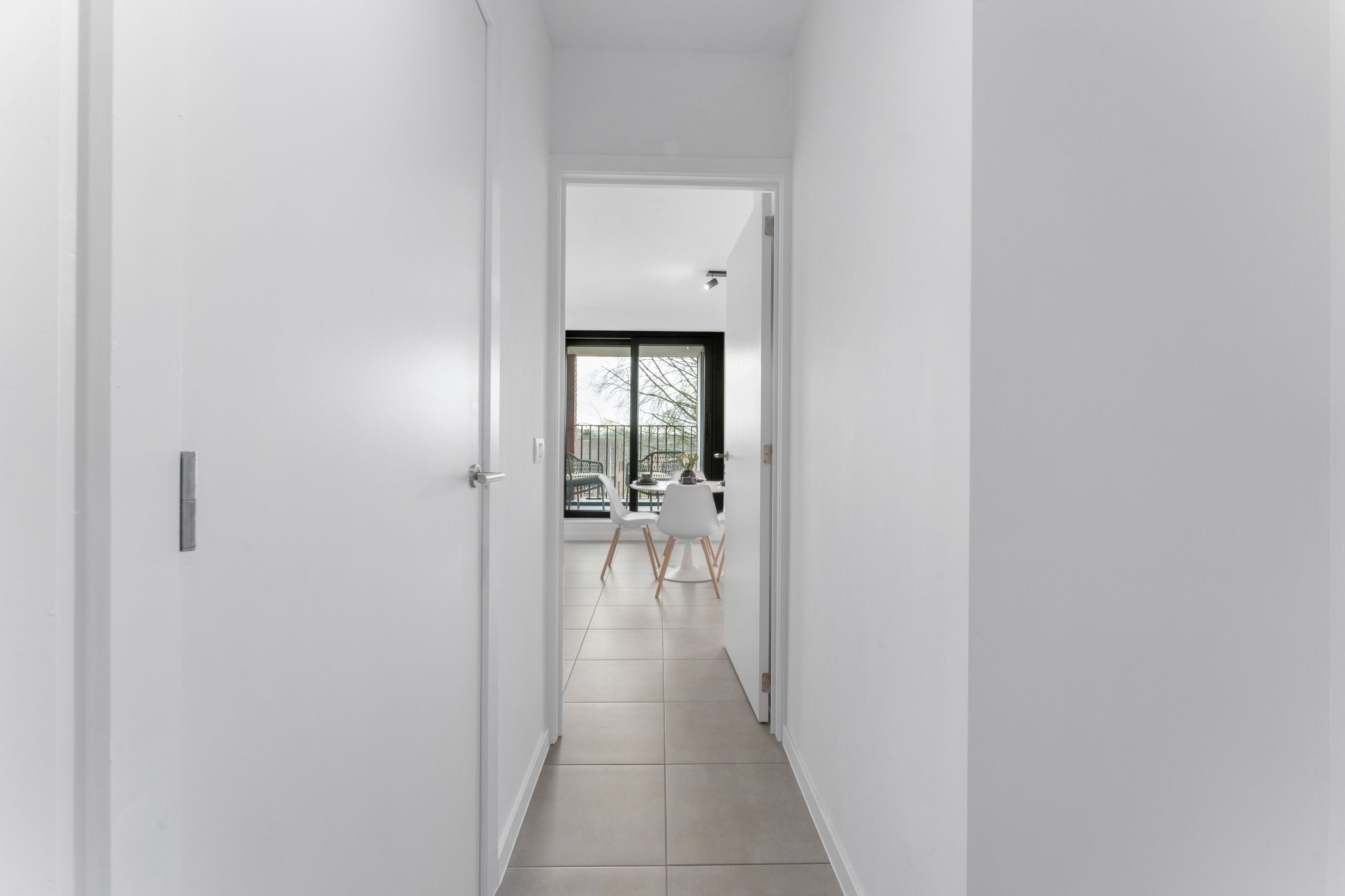 Nieuwbouwappartement met 1 slpk.,, autostaznplaats & kelder foto 15