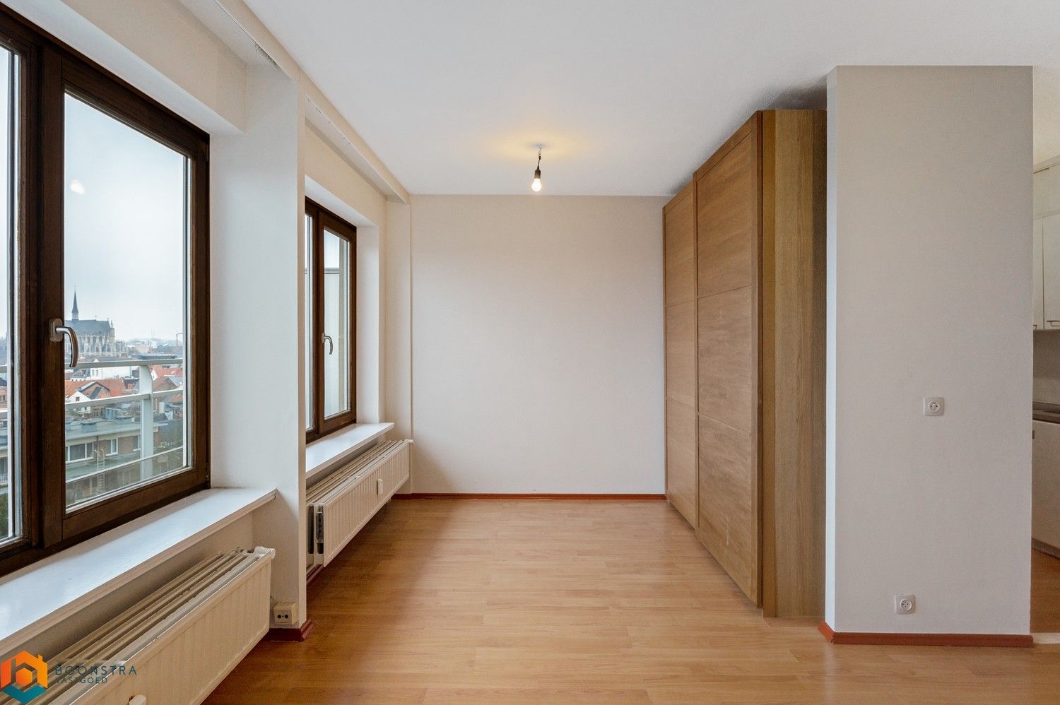 Lichtrijke studio met terras te Mechelen foto 5