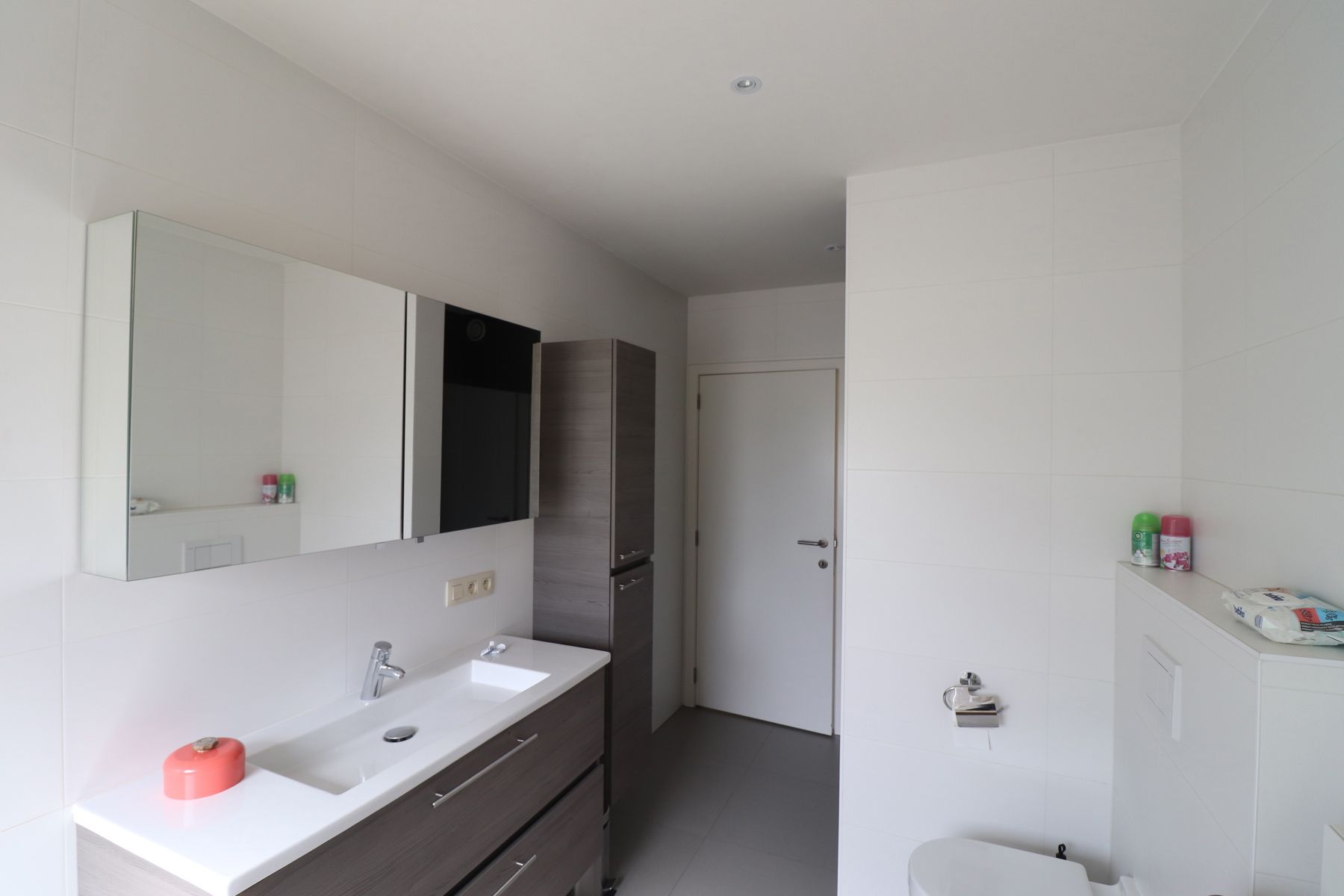Een appartement met 2 slaapkamers, terras en autostaanplaats in het centrum van Merksplas. foto 16