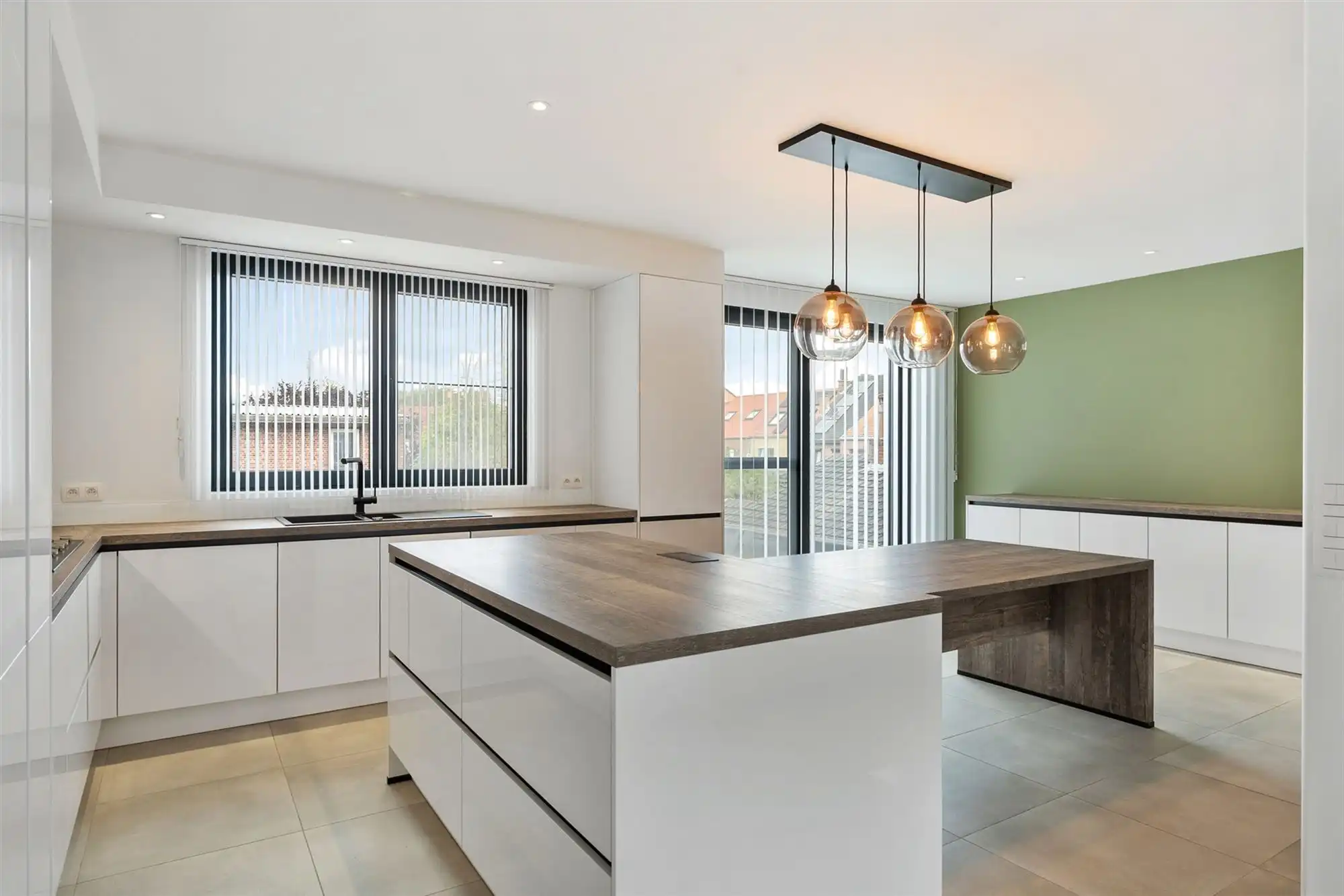 RECENT GERENOVEERDE WONING (175M²) MET HOBBY-/WERKRUIMTE VAN 212M² IN HASSELT CENTRUM foto 9