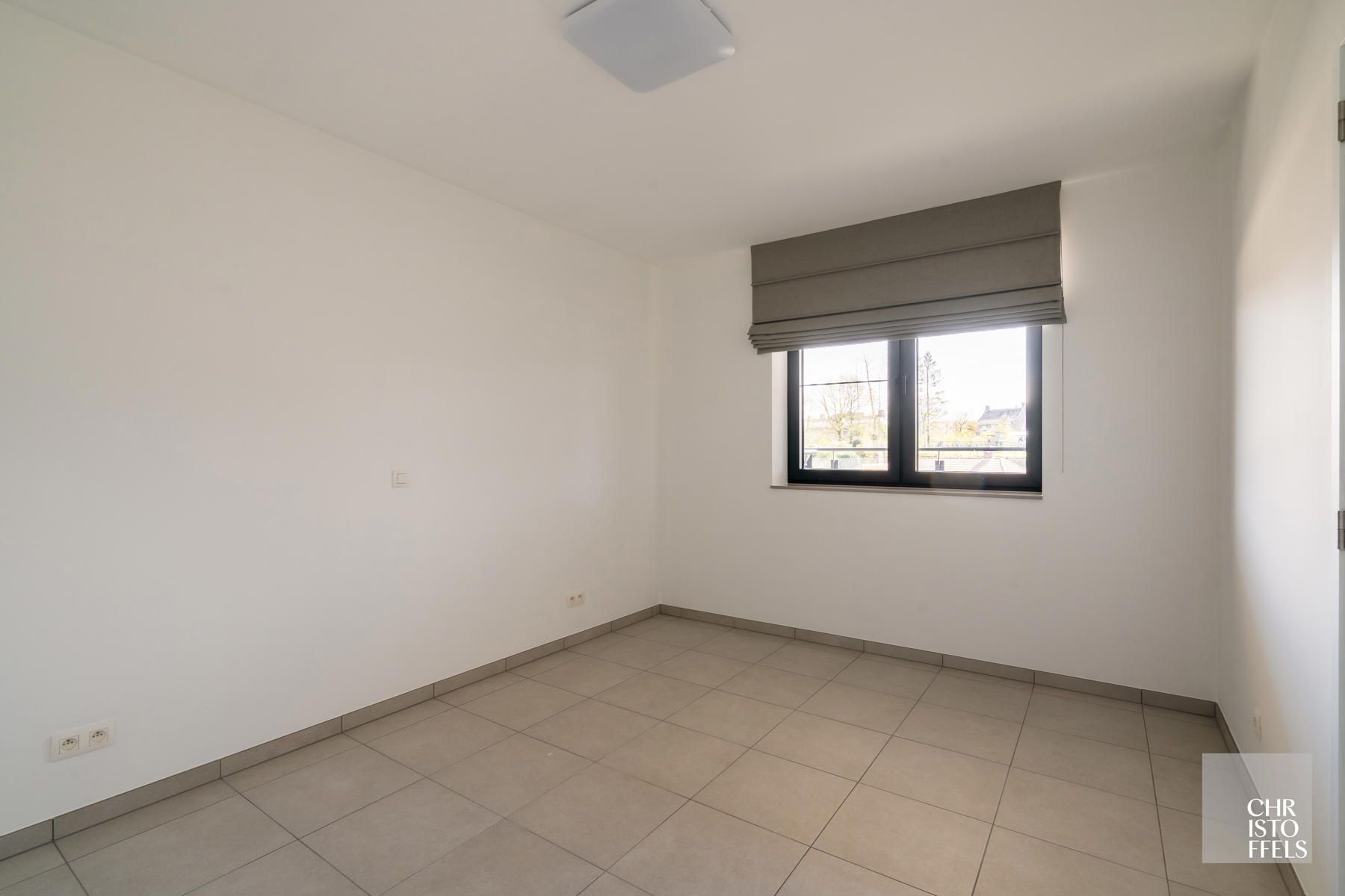 TE HUUR - Modern 1-slaapkamerappartement in het centrum van Zutendaal! foto 9