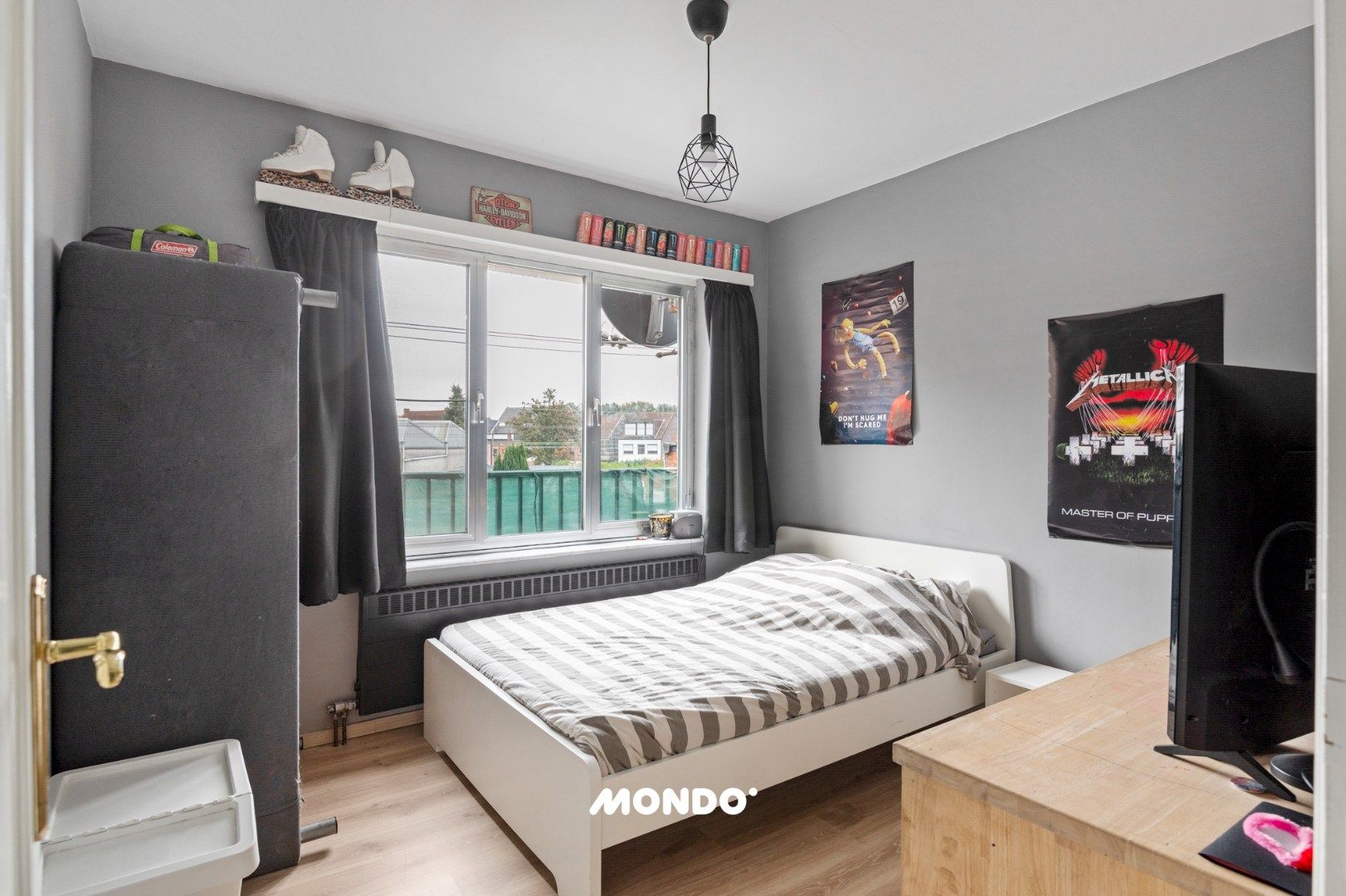 Instapklaar en ruim appartement met 3 slaapkamers, terras en garage in hartje Hemiksem foto 11