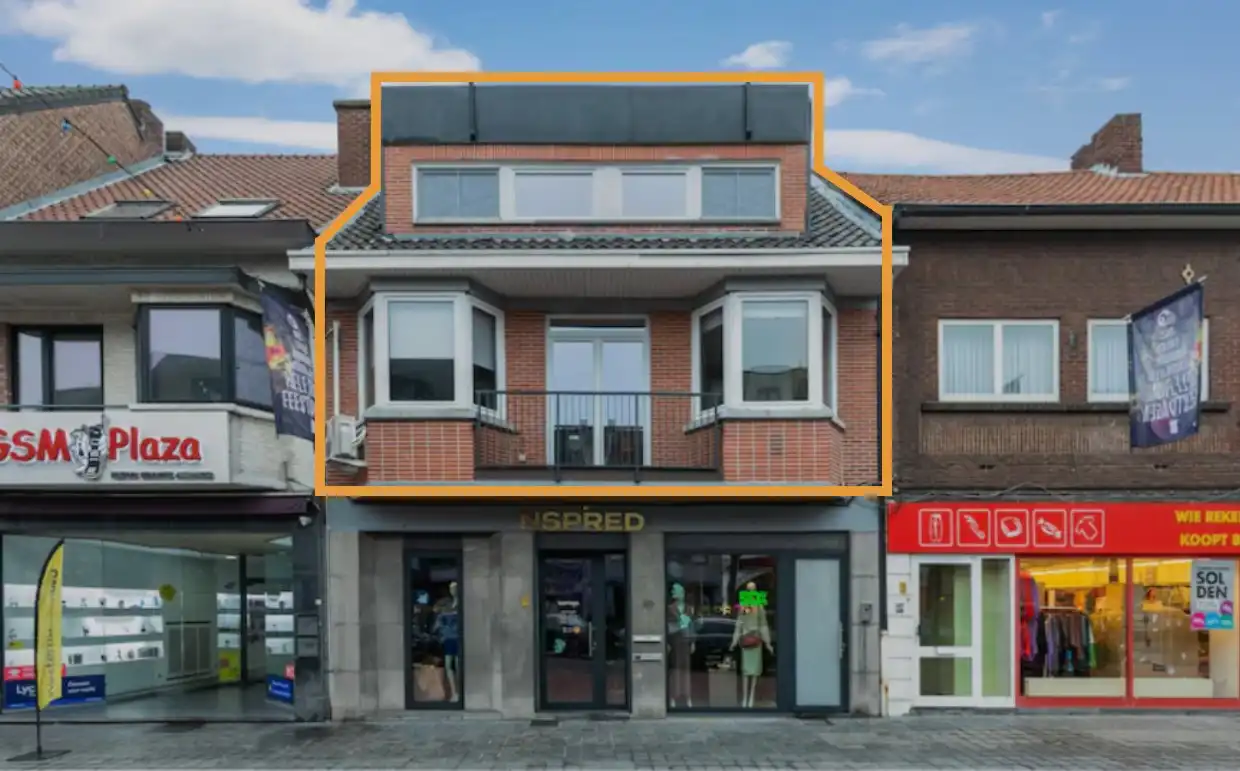 Stijlvol duplex-appartement met 2 slaapkamers en parkeerplaats te huur op toplocatie in Maasmechelen. foto 2