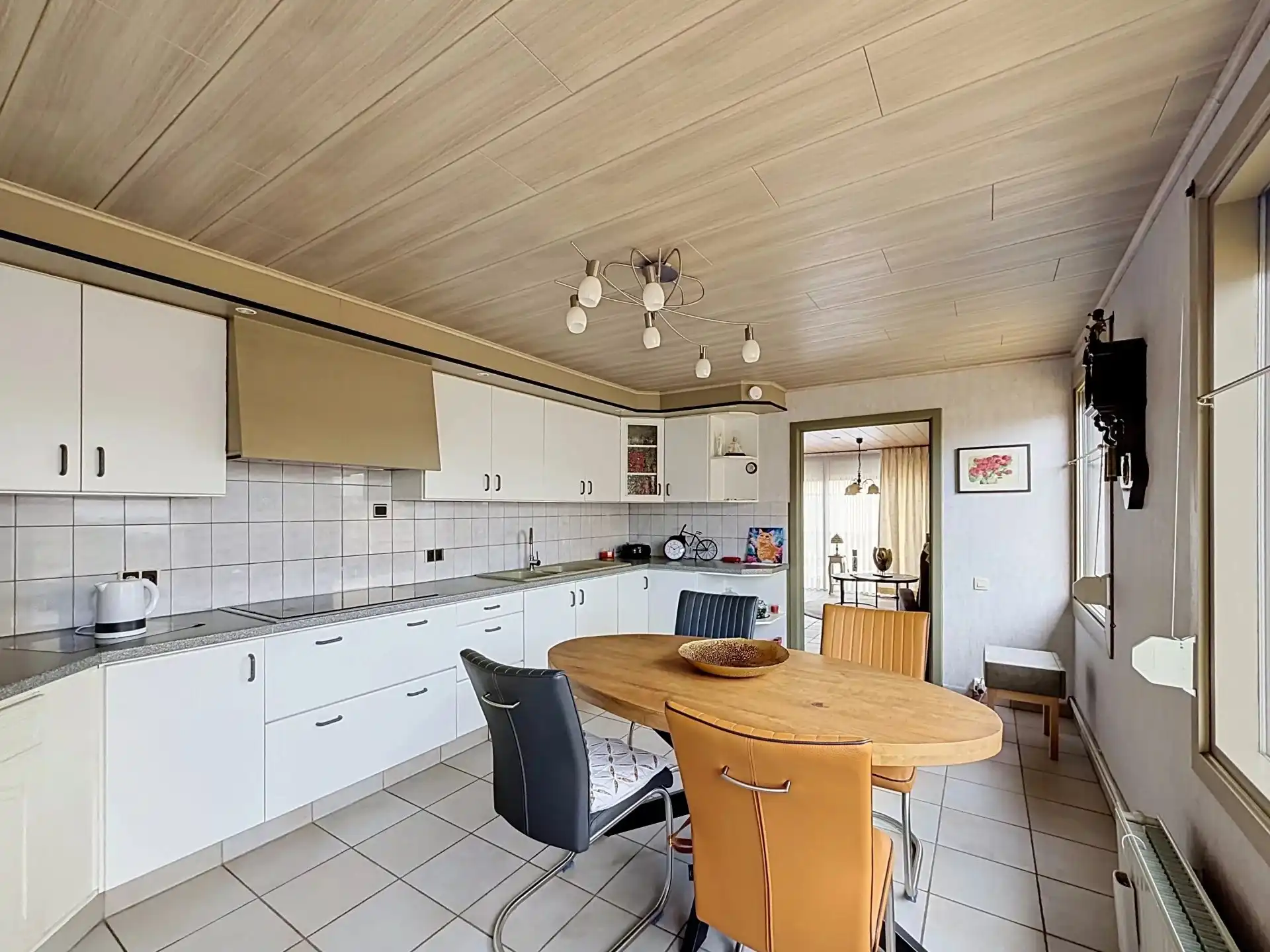Gelijkvloerse woning rustig gelegen op een perceel van 4,81 are in Balen. foto 8