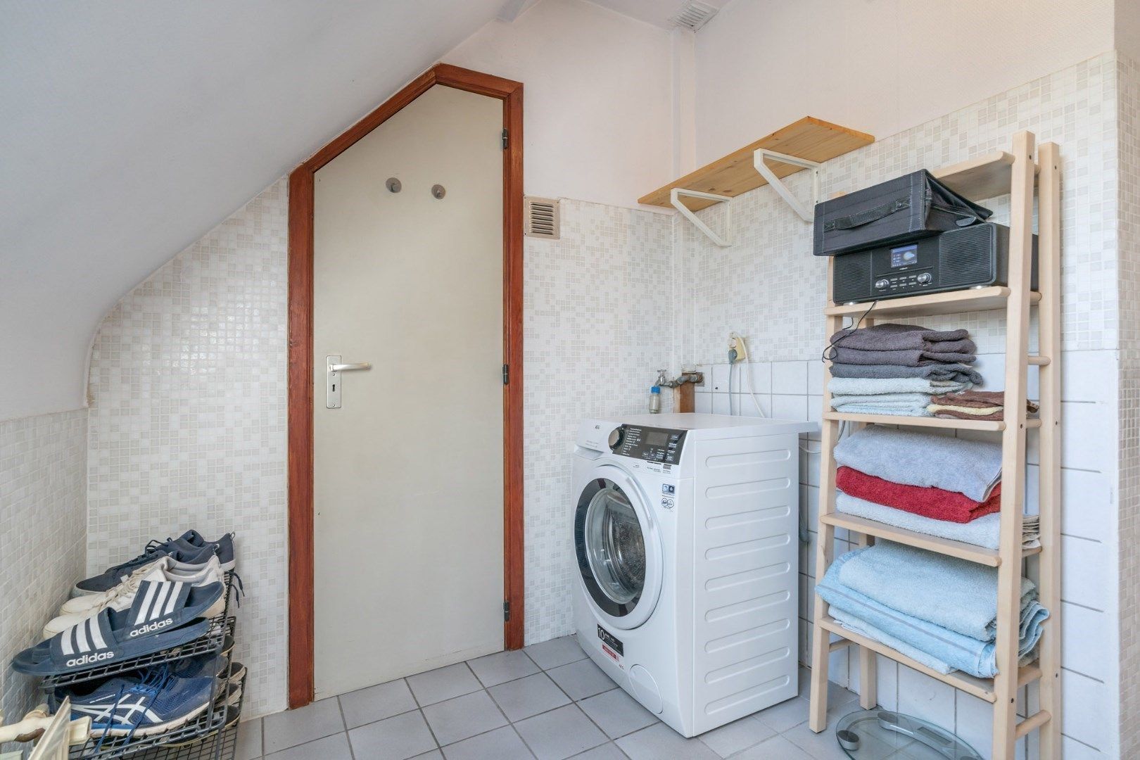 Gezellig 1-slaapkamer appartement in hartje Bilzen foto 17