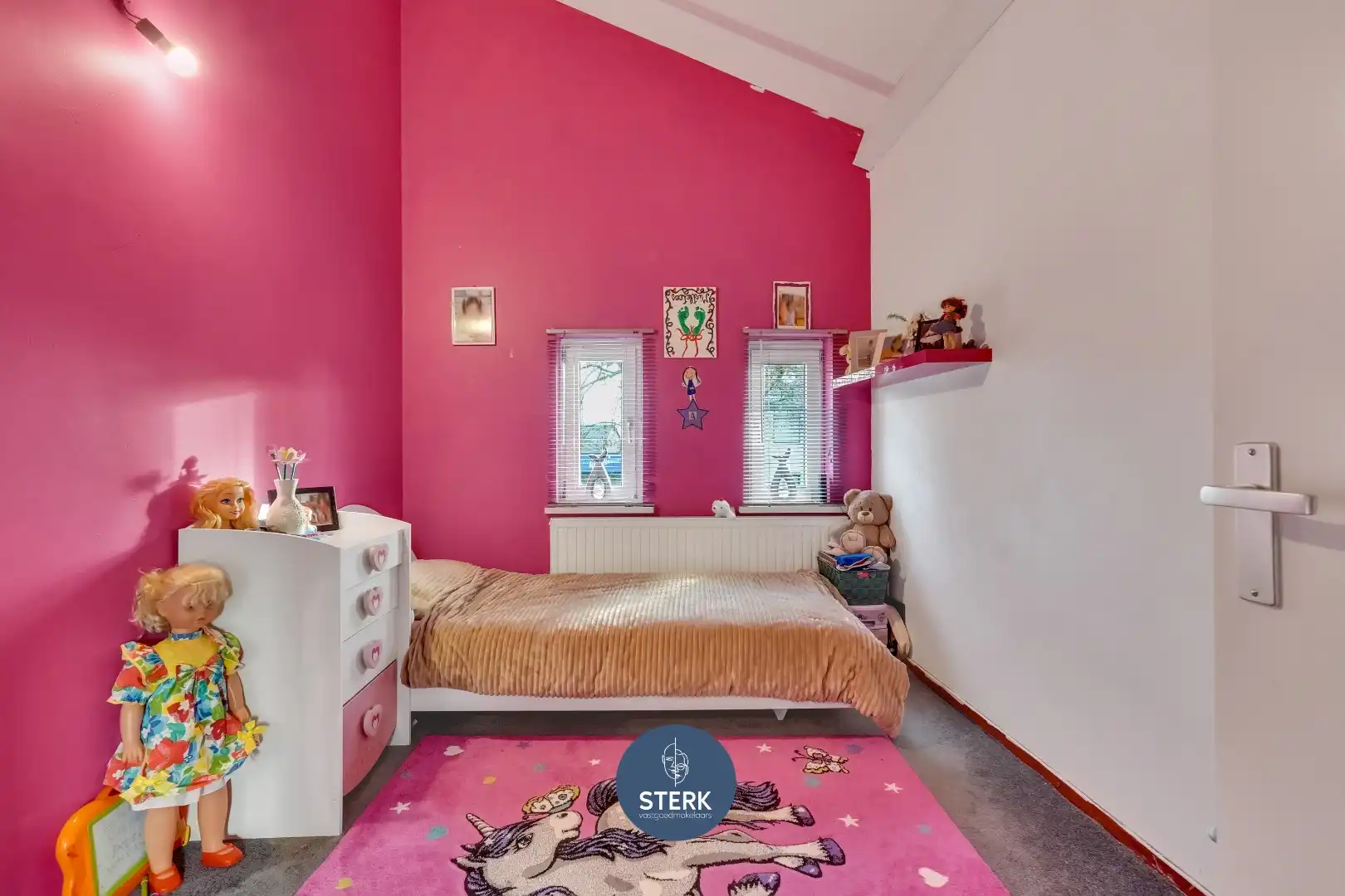 GEZINSWONING MET 3 SLPKS, TUIN EN GARAGE IN HET RUSTIGE REKEM ! foto 14