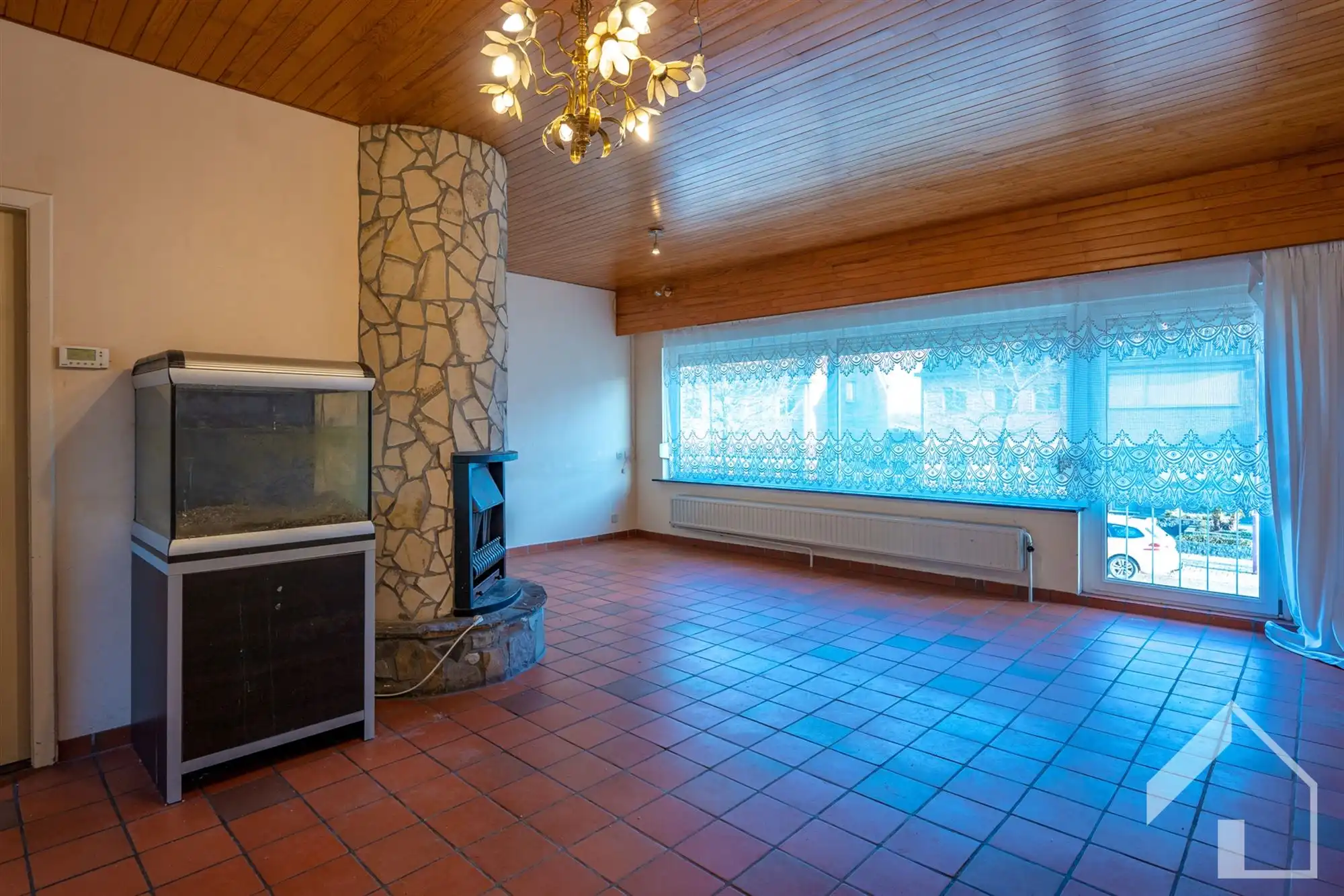 Op te frissen gezinswoning in centrum Stabroek foto 10