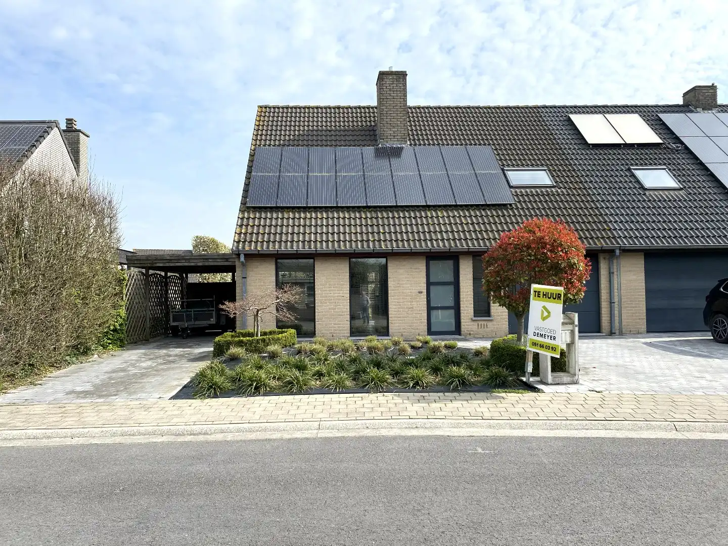 INSTAPKLARE WONING MET 3 SLPKS EN TUIN IN RUSTIGE WOONWIJK foto {{pictureIndex}}