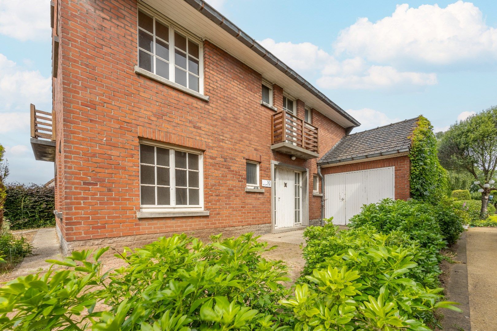 VERDER AF TE WERKEN VILLA MET 4 SLAAPKAMERS  foto 2