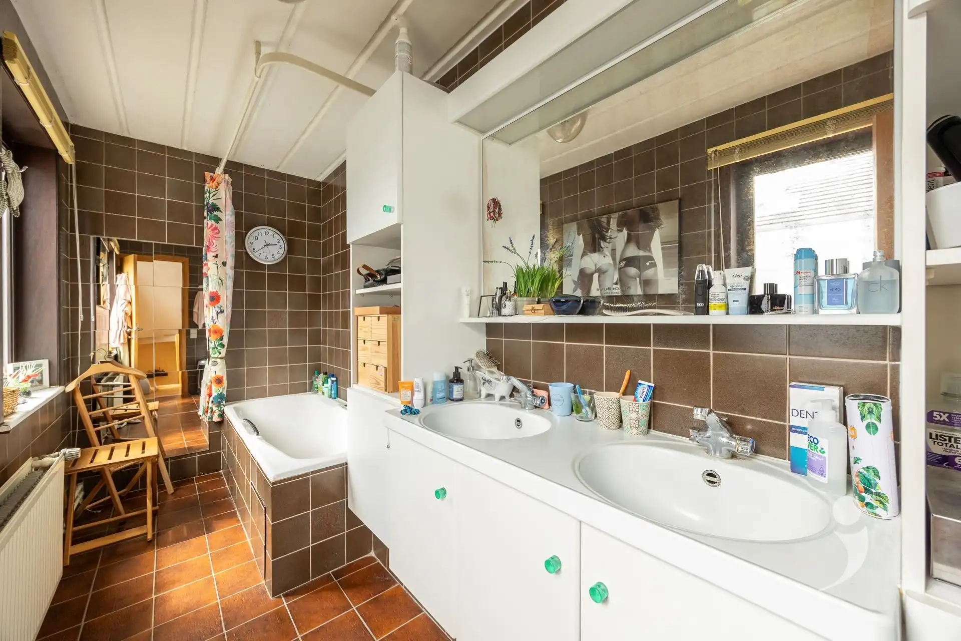 Ruime woning in een doodlopende straat! foto 16