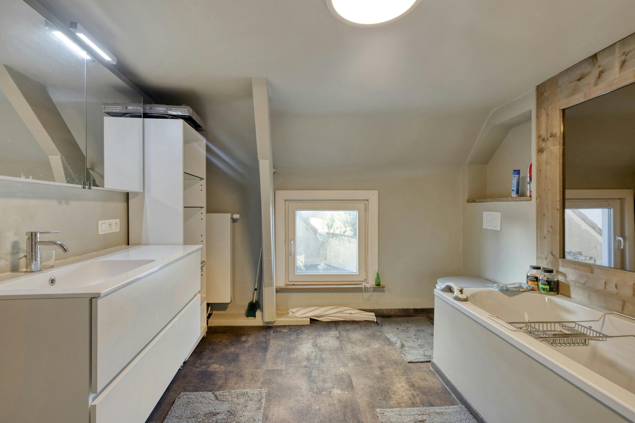 Multifunctioneel huis met 3 kamers te koop in Desselgem foto 12