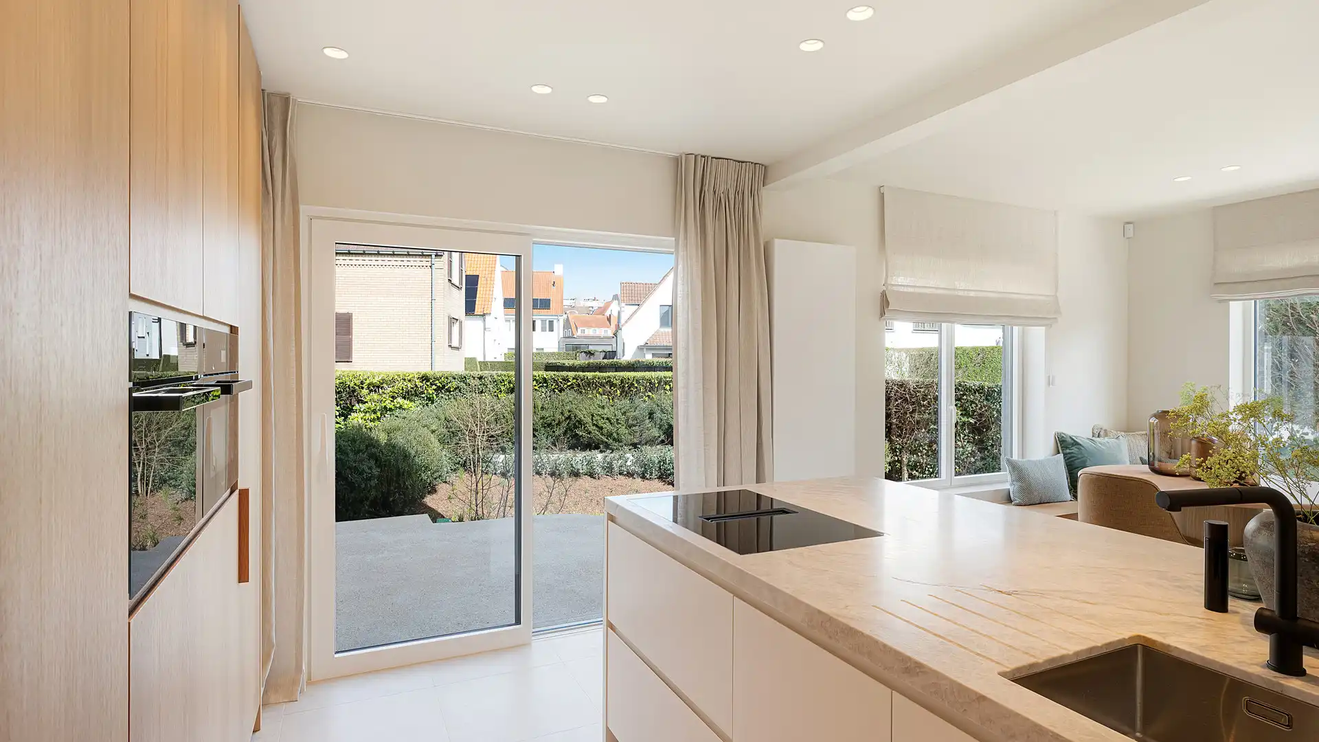 Exclusieve koppelvilla met hoogwaardige afwerking op een toplocatie in Duinbergen. foto 13