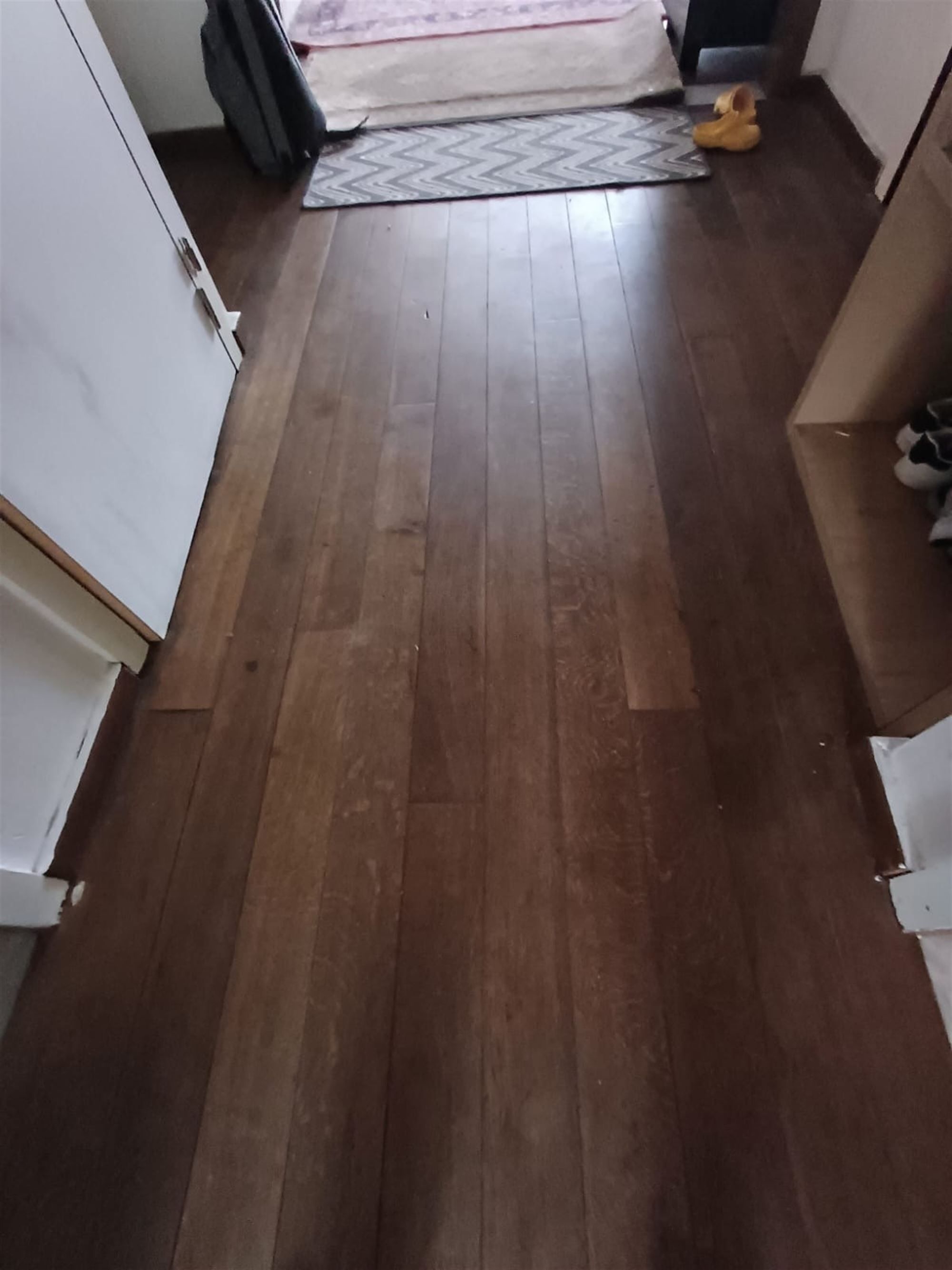 gebouw met 8 te renoveren 2 slaapkamerappartementen foto 3