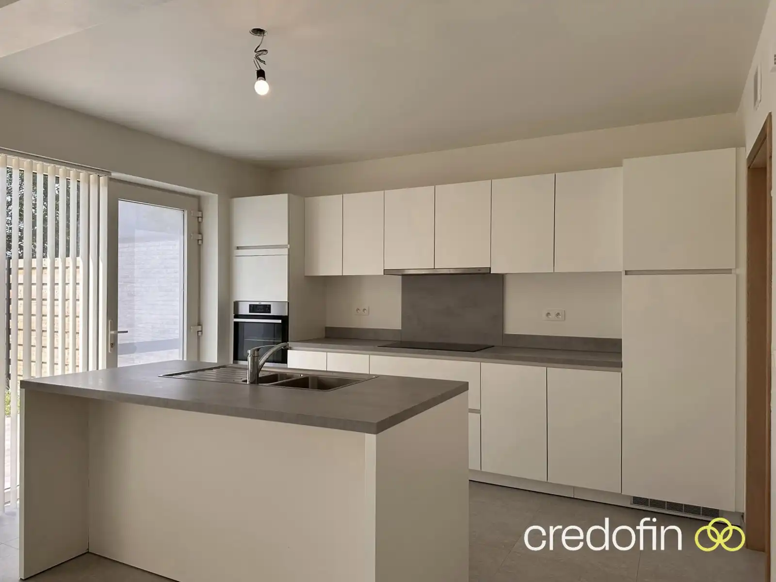 Recente woning met 2 slaapkamers, dressing en garage foto 2