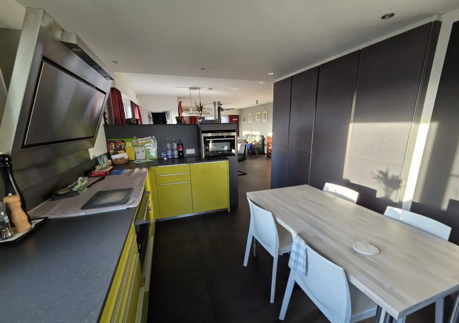 Commercieel kantoor met appartement in dorpskern Kampenhout foto 17