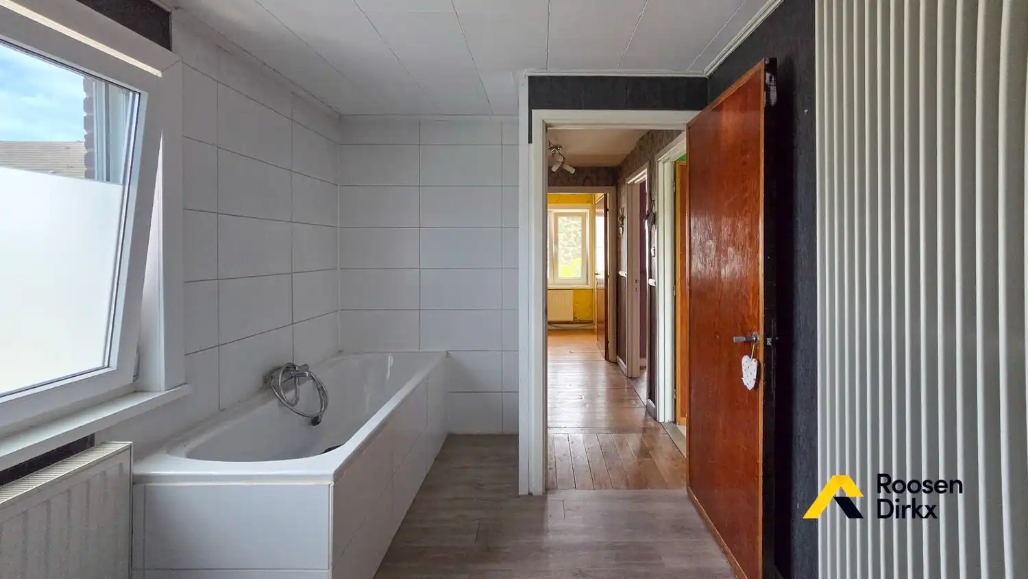 Charmante HOB gezinswoning met degelijke basisstructuur, 3 slaapkamers hartje Bree foto 21