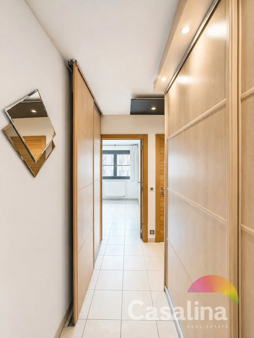 Zuidgericht appartement met 2 slaapkamers, terras en 2 Park. foto 13