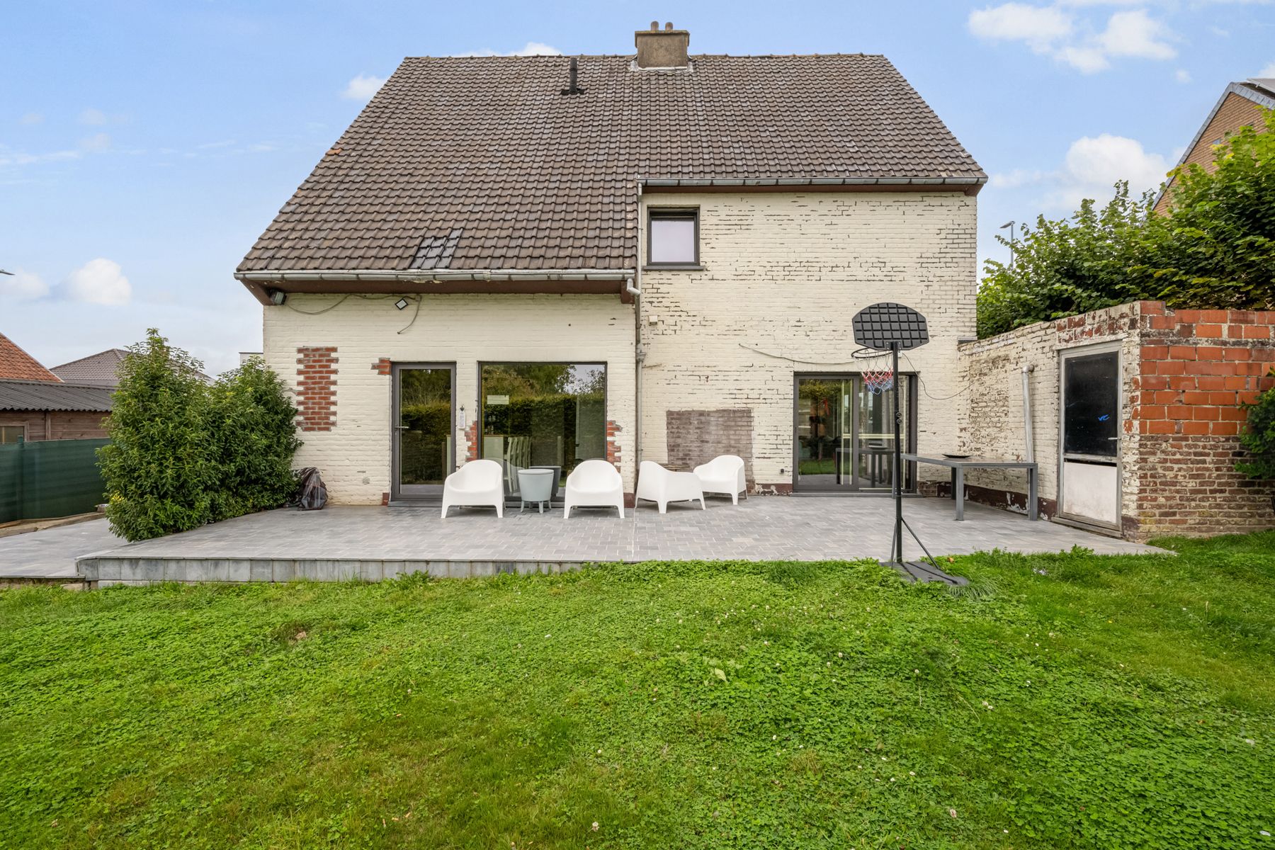 INSTAPKLARE GEZELLIGE GEZINWONING 3SLPKS, TUIN EN GARAGE! foto 24