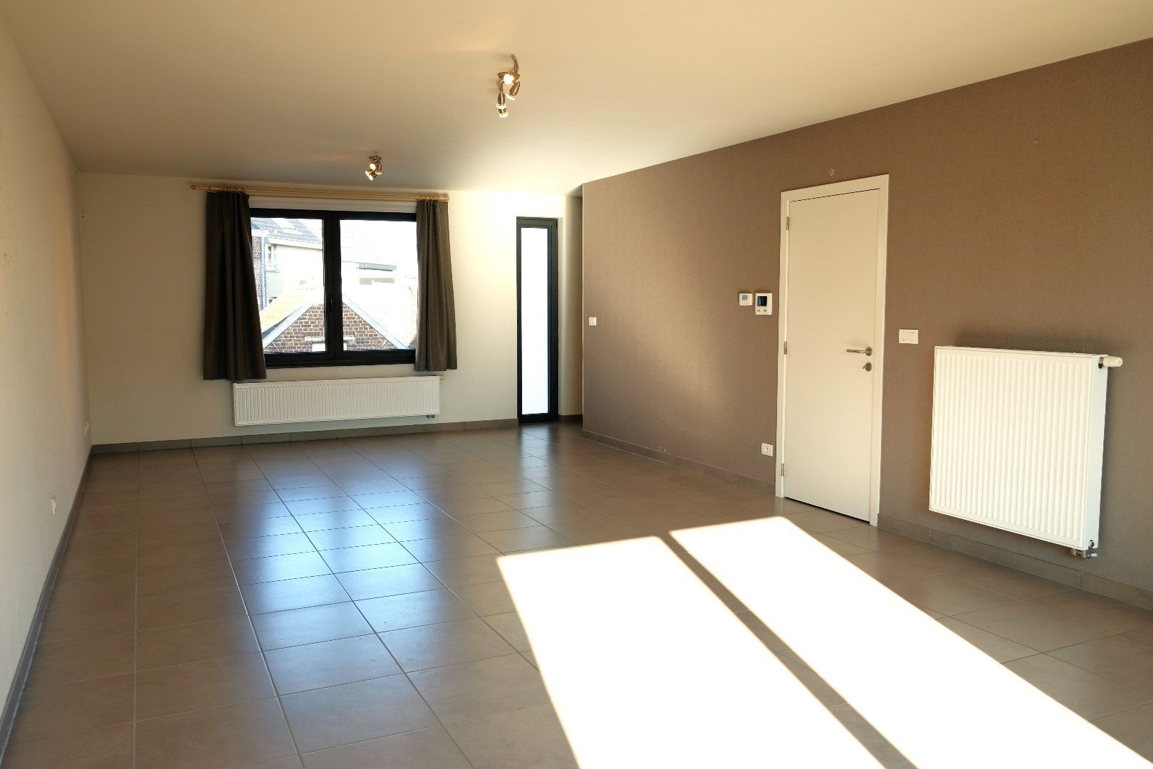 Recente, energiezuinige bel-etage woning met staanplaats in centrum Zottegem foto 9