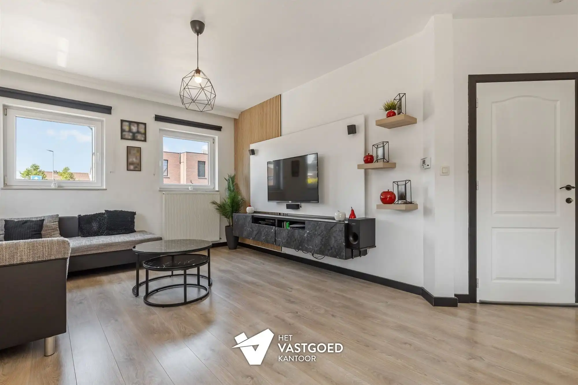 MOOI AFGEWERKT 2 SLAAPKAMER APPARTEMENT MET PRIVATIEVE TUIN EN AUTOSTAANPLAATS TE BEVERLO foto 6