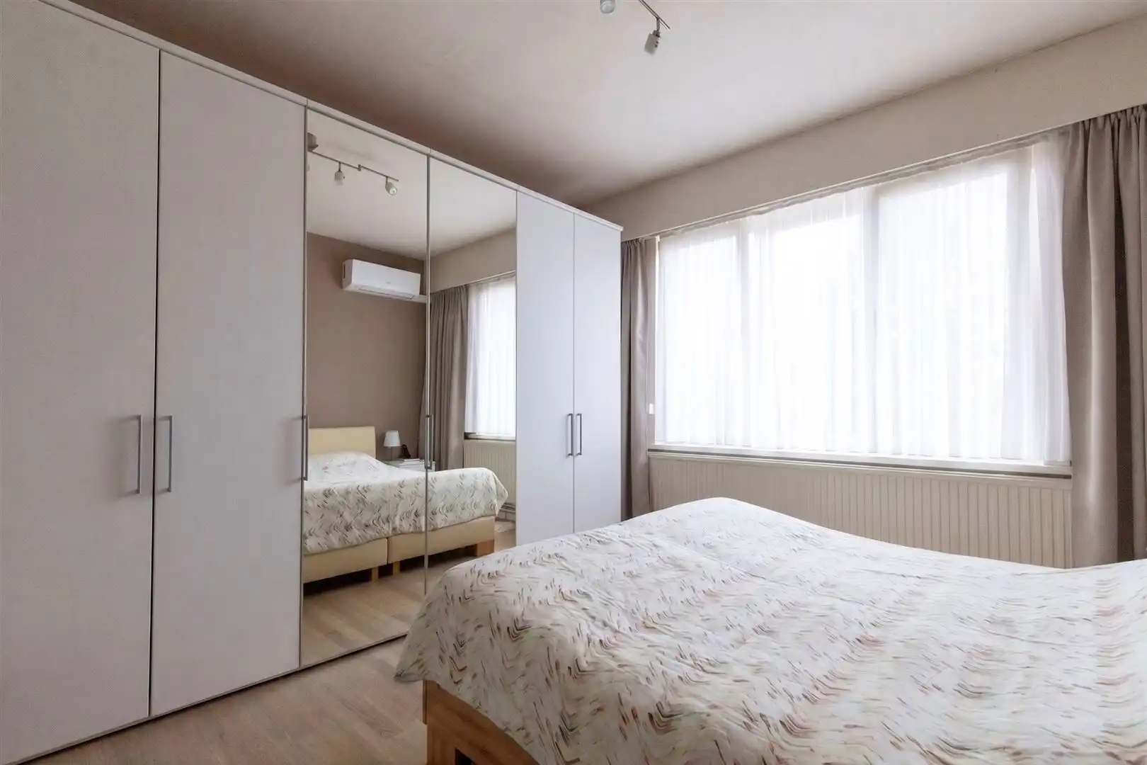 Instapklare woning in gezellige straat te Brasschaat foto 17
