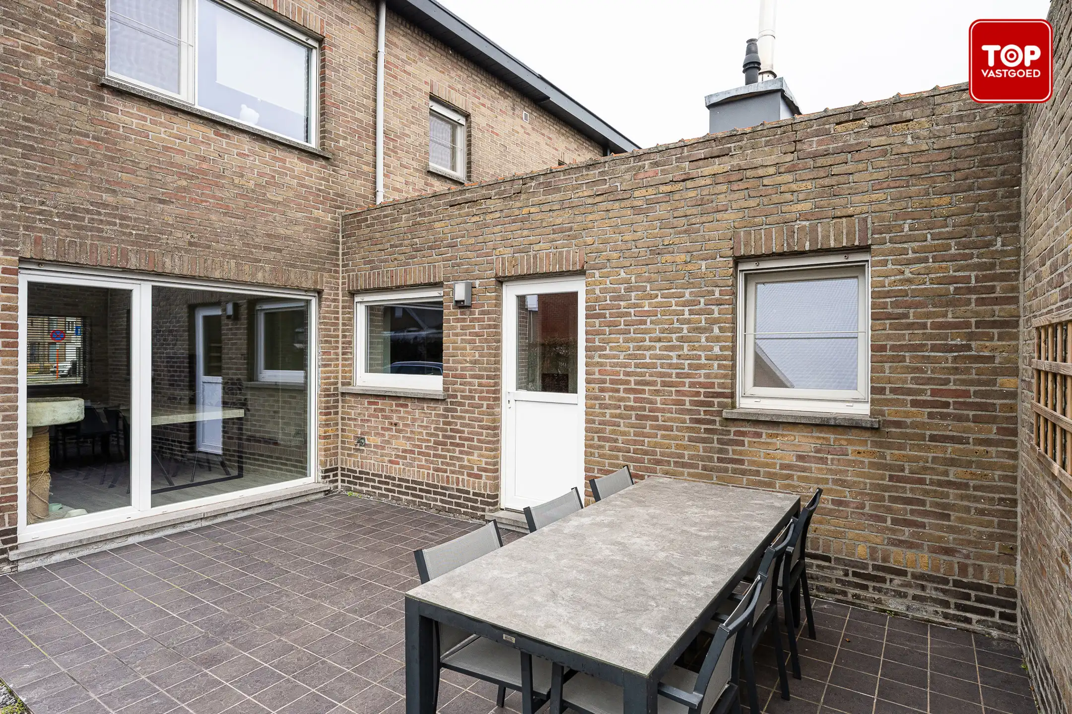 Instapklare HOB met 3 slaapkamers en tuin in rustige buurt foto 4