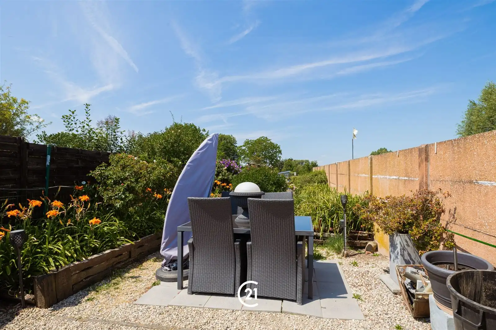 gezinswoning met tuin op 6are 90 foto 3