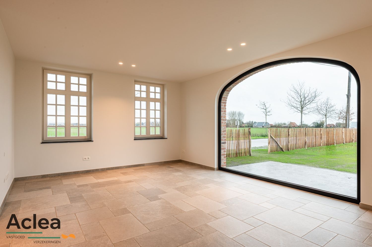 Unieke landelijke nieuwbouw woning met open zichten foto 7