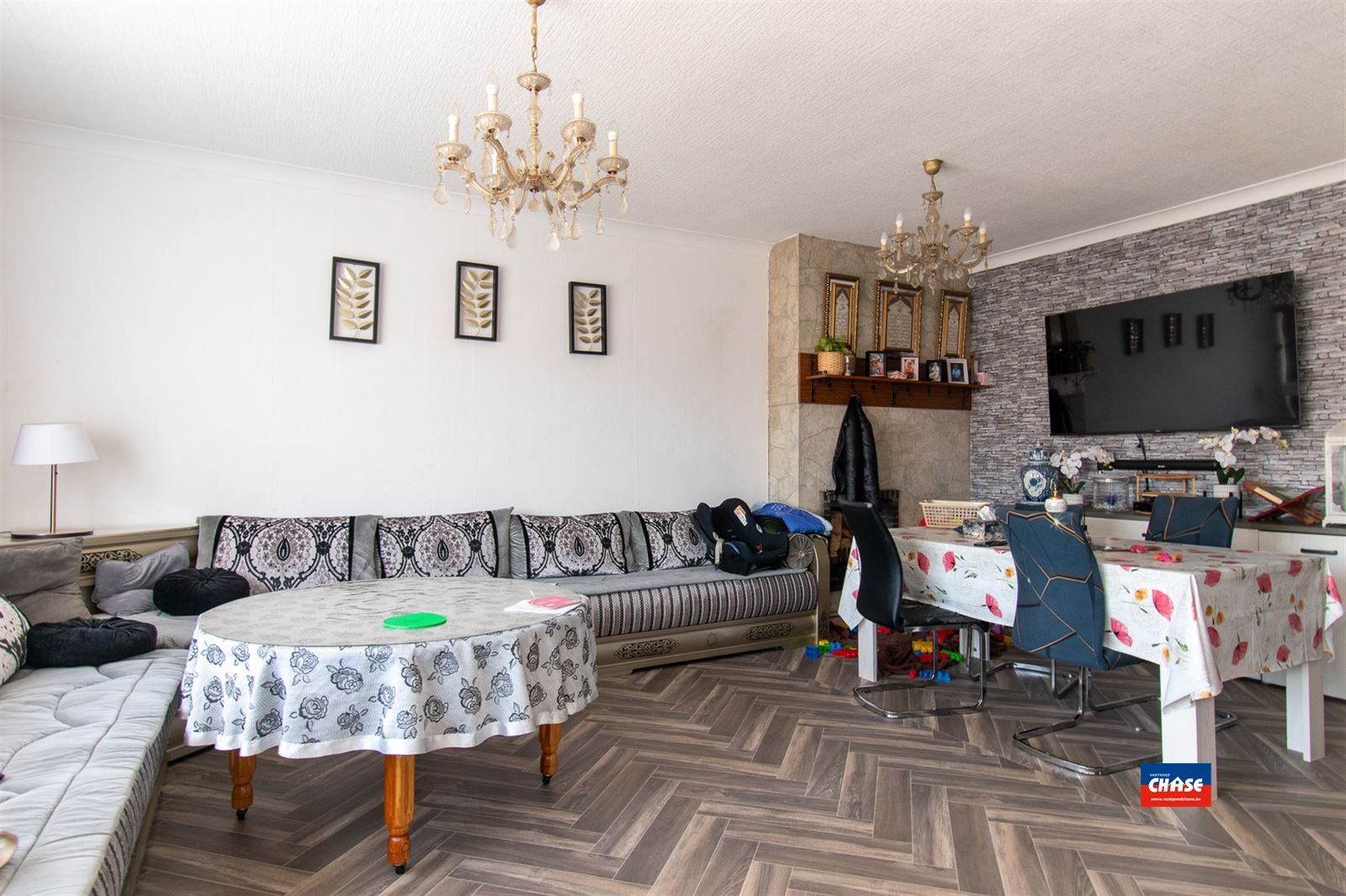 Op te frissen appartement met 3 slaapkamers en garagebox foto 2