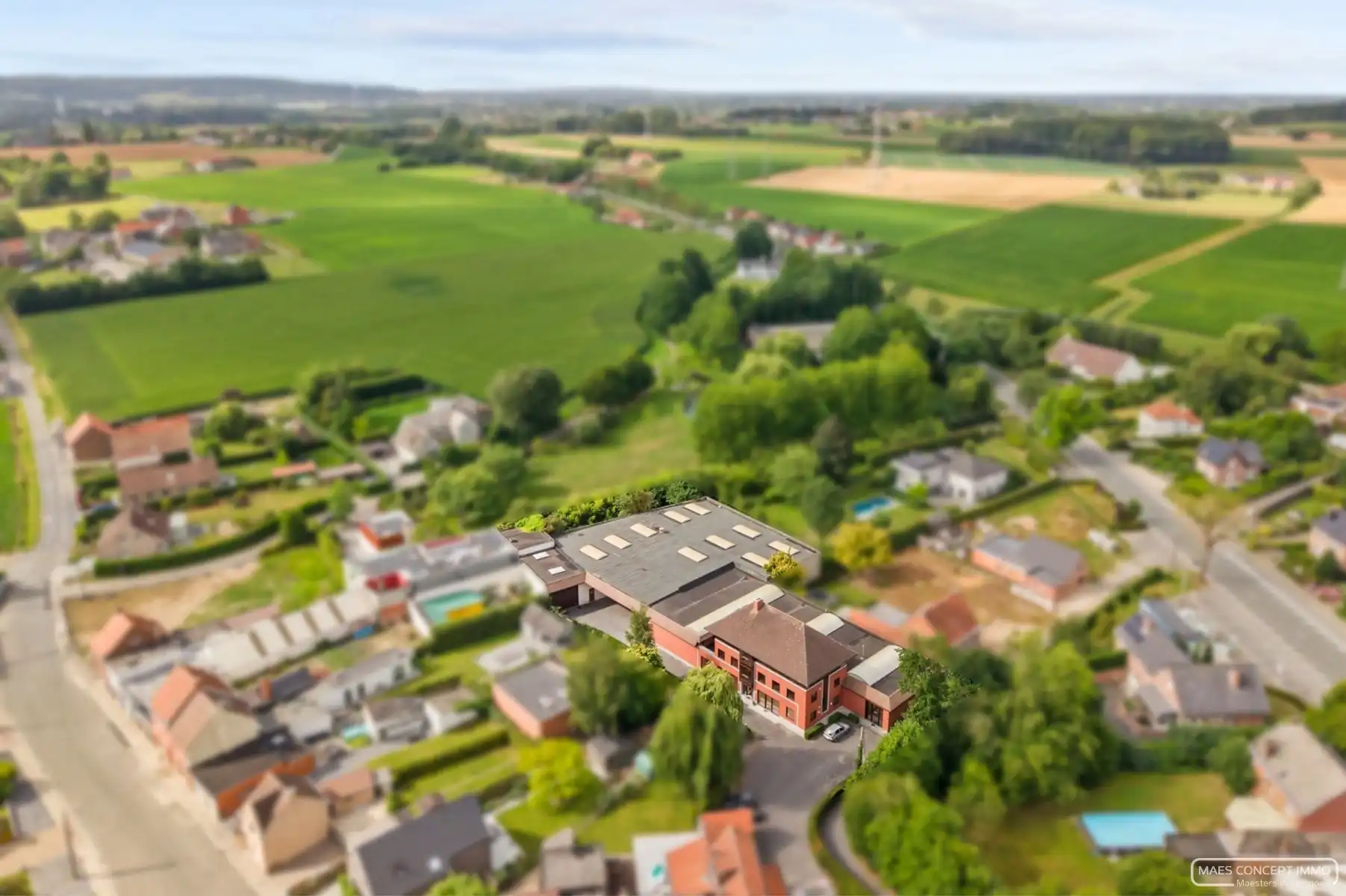 Magazijn te huur vlak aan station van Anzegem foto 16