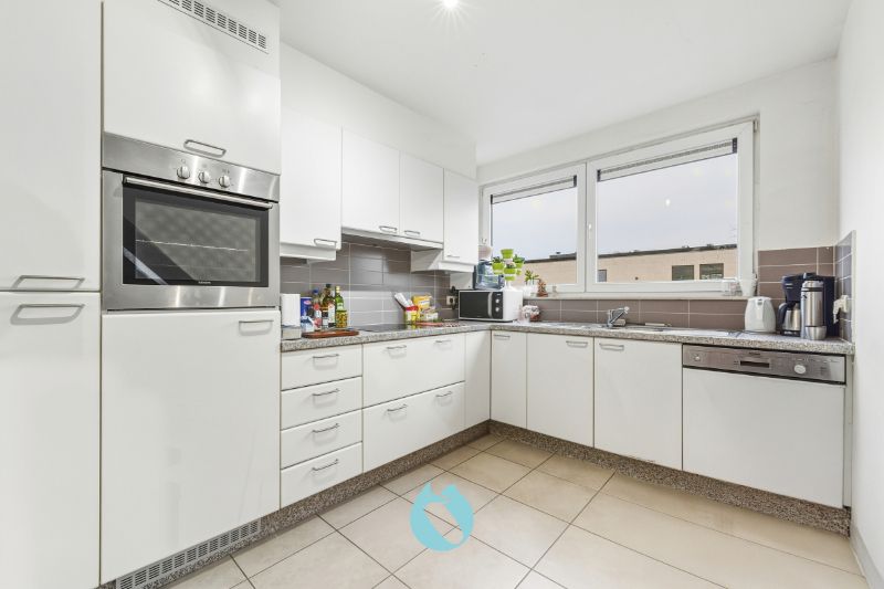 Opbrengsteigendom bestaande uit 8 entiteiten met parkeerplaatsen foto 21