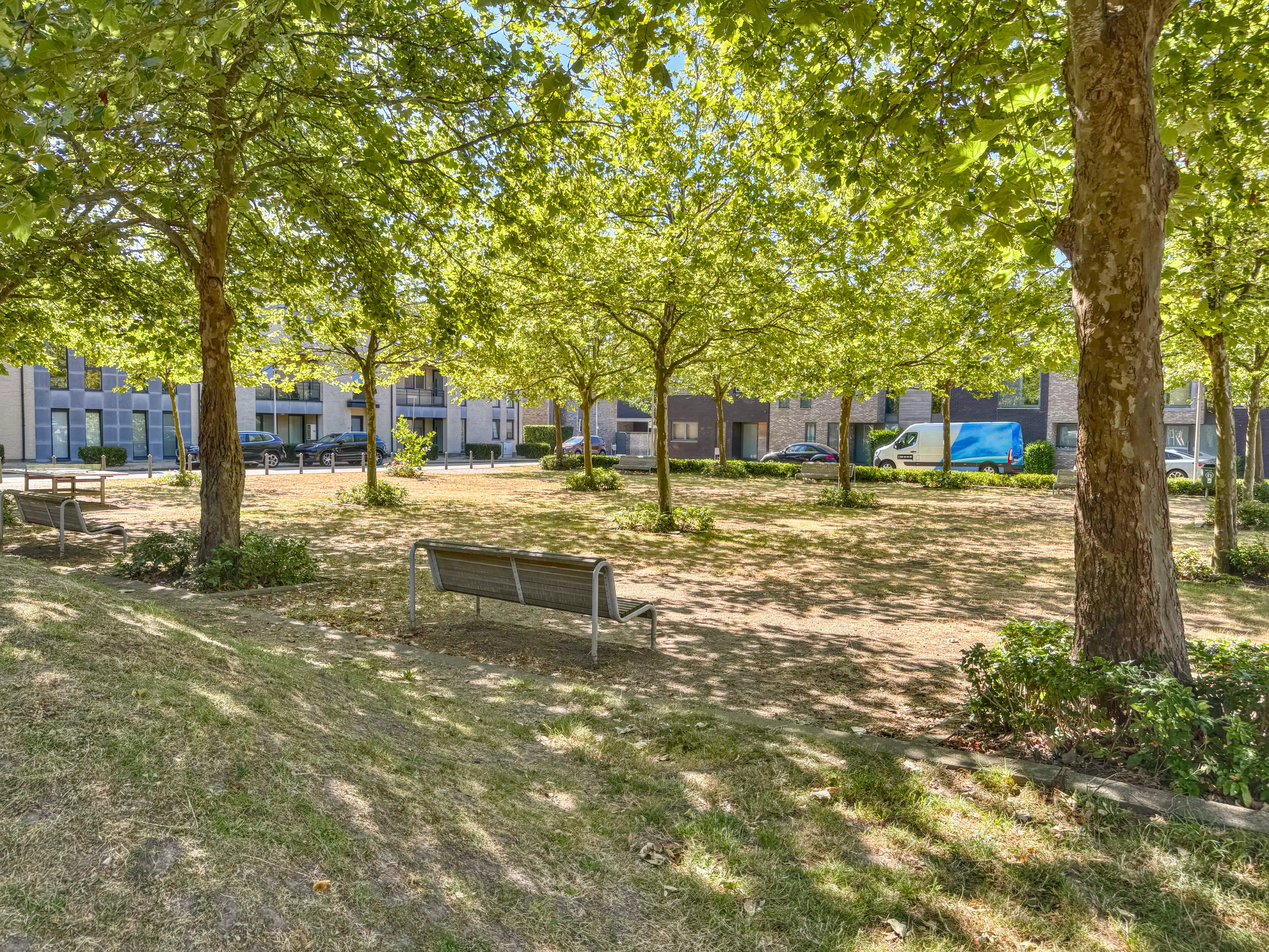 Lichtrijk 1-slaapkamerappartement met ruim terras in Bilzen-Hoeselt foto 16