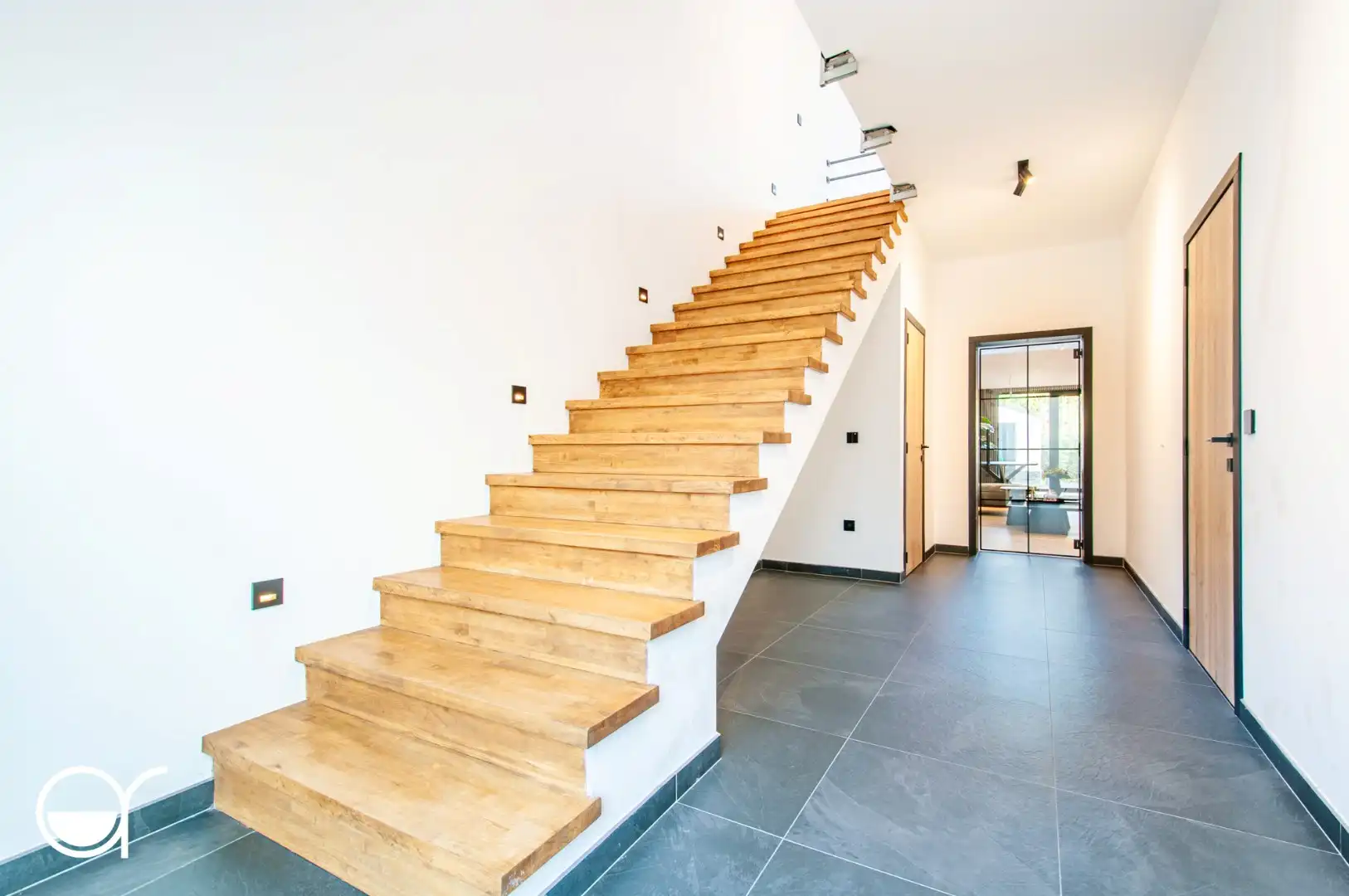 Ruime nieuwbouwwoning met vier slaapkamers in Sint-Amandsberg. foto 9