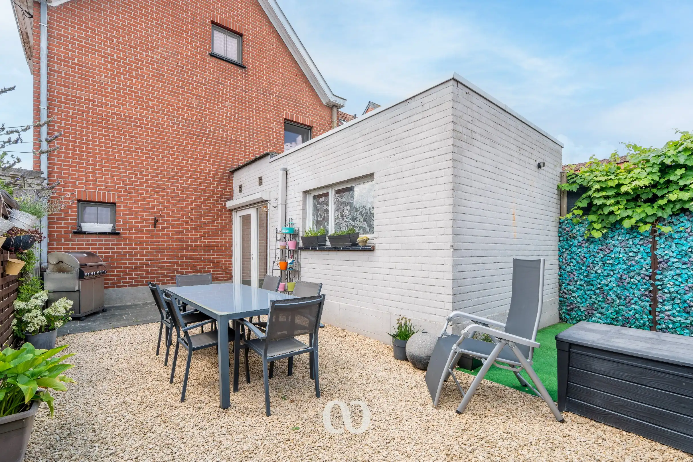 Ruime gerenoveerde woning met 4 slaapkamers in centrum Eine foto 15