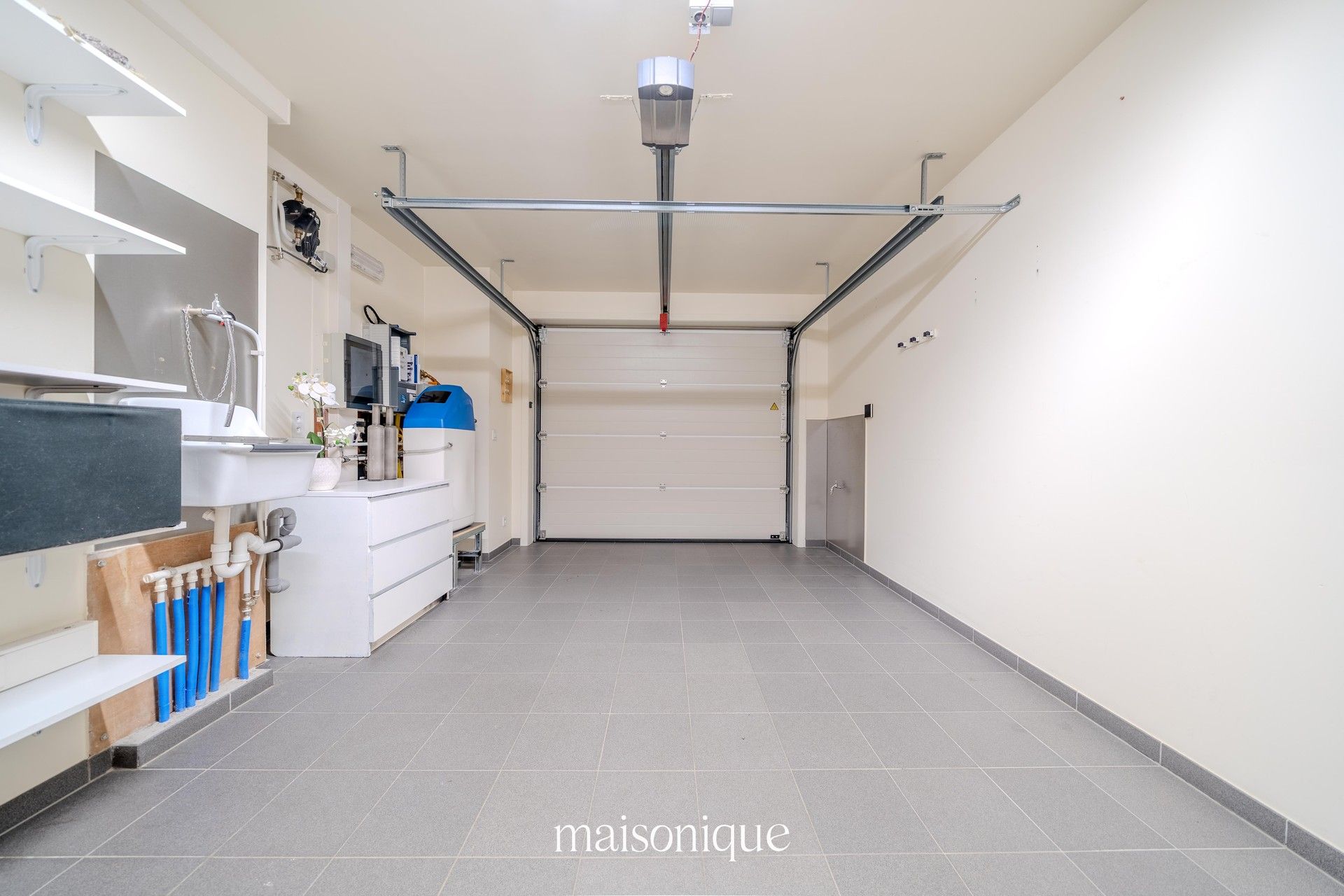 Recente familiewoning in een rustige buurt te Roeselare. foto 13